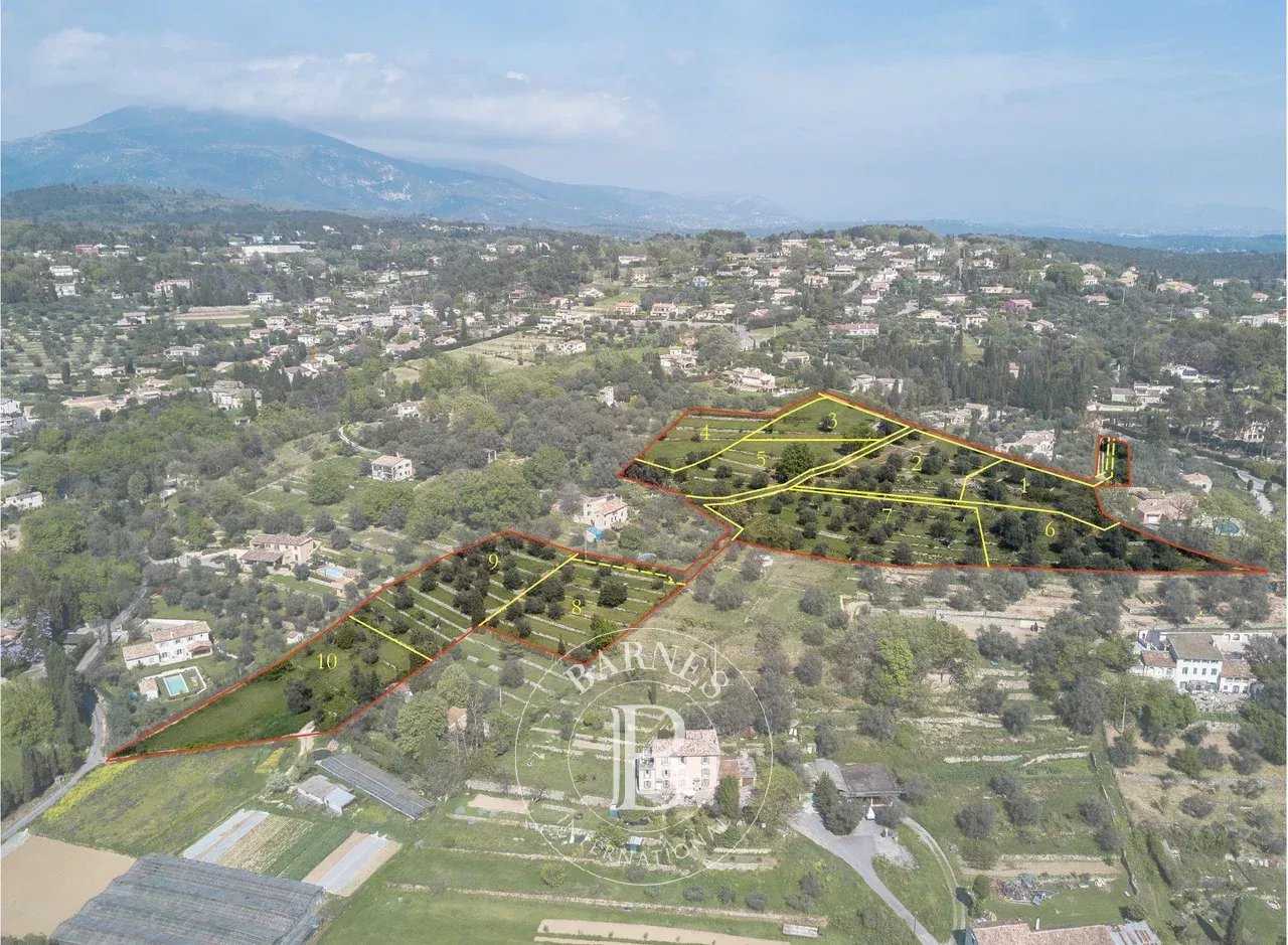 Opio  - Terrain constructible 