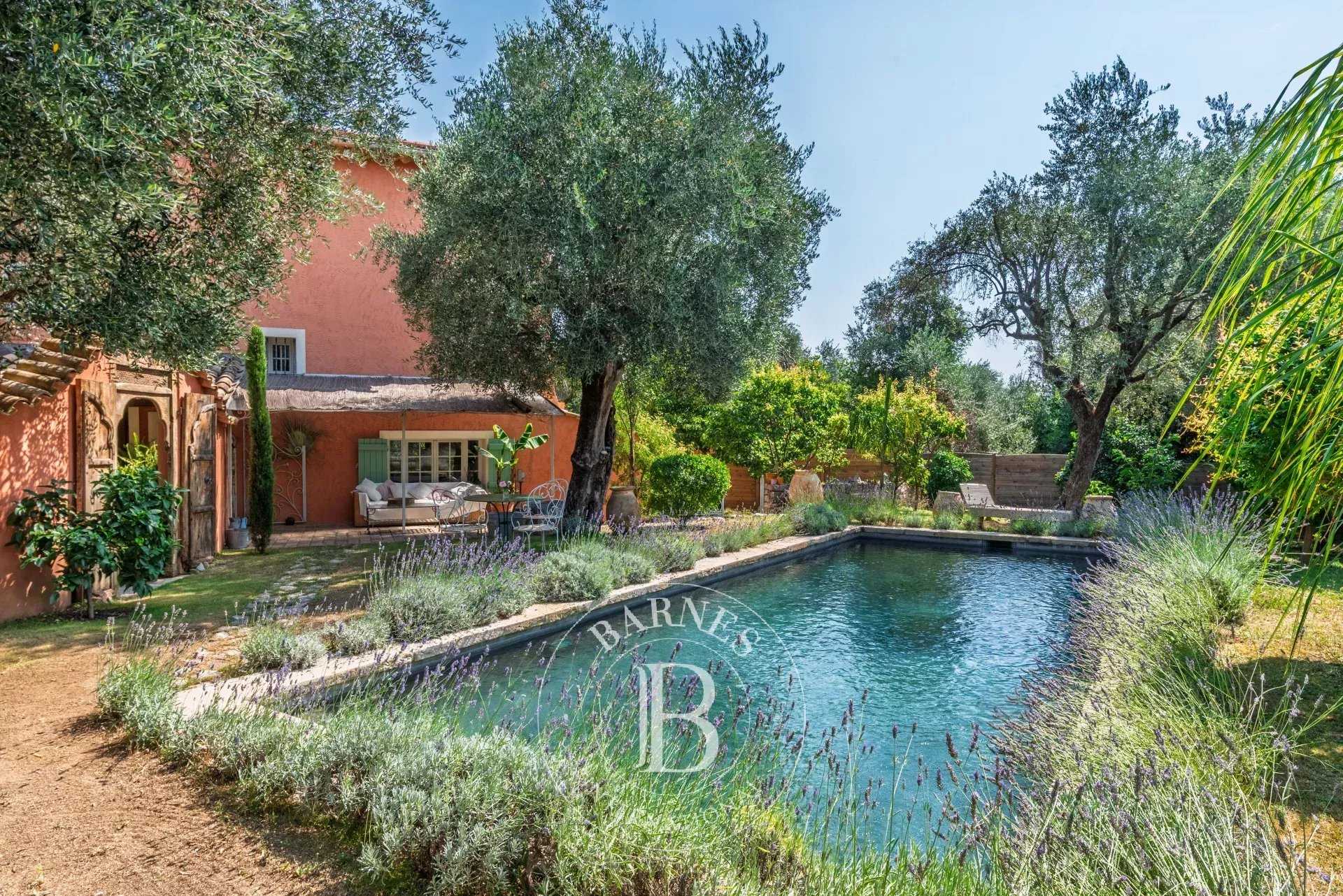 Grasse  - Bastide 4 Pi&egrave;ces 3 Chambres