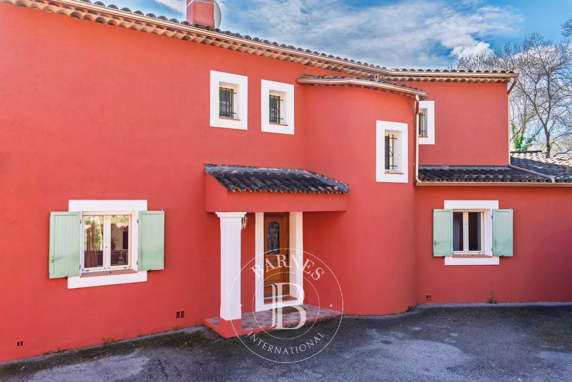 Châteauneuf-Grasse  - Maison 7 Pi&egrave;ces 5 Chambres