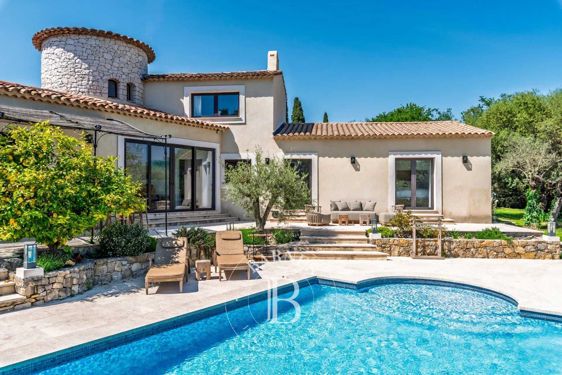Luxury Villa 5 Bedrooms Valbonne - swimming pool - Jacuzzi picture 20