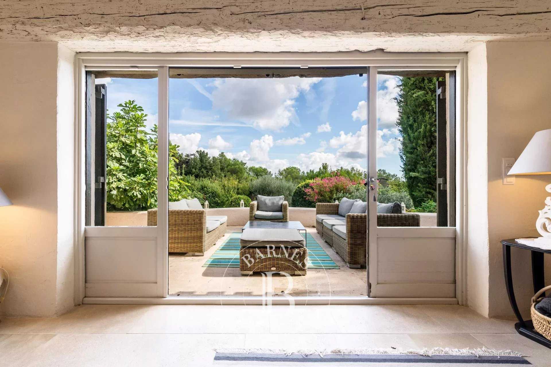 Mouans-Sartoux  - Villa 5 Pi&egrave;ces 4 Chambres