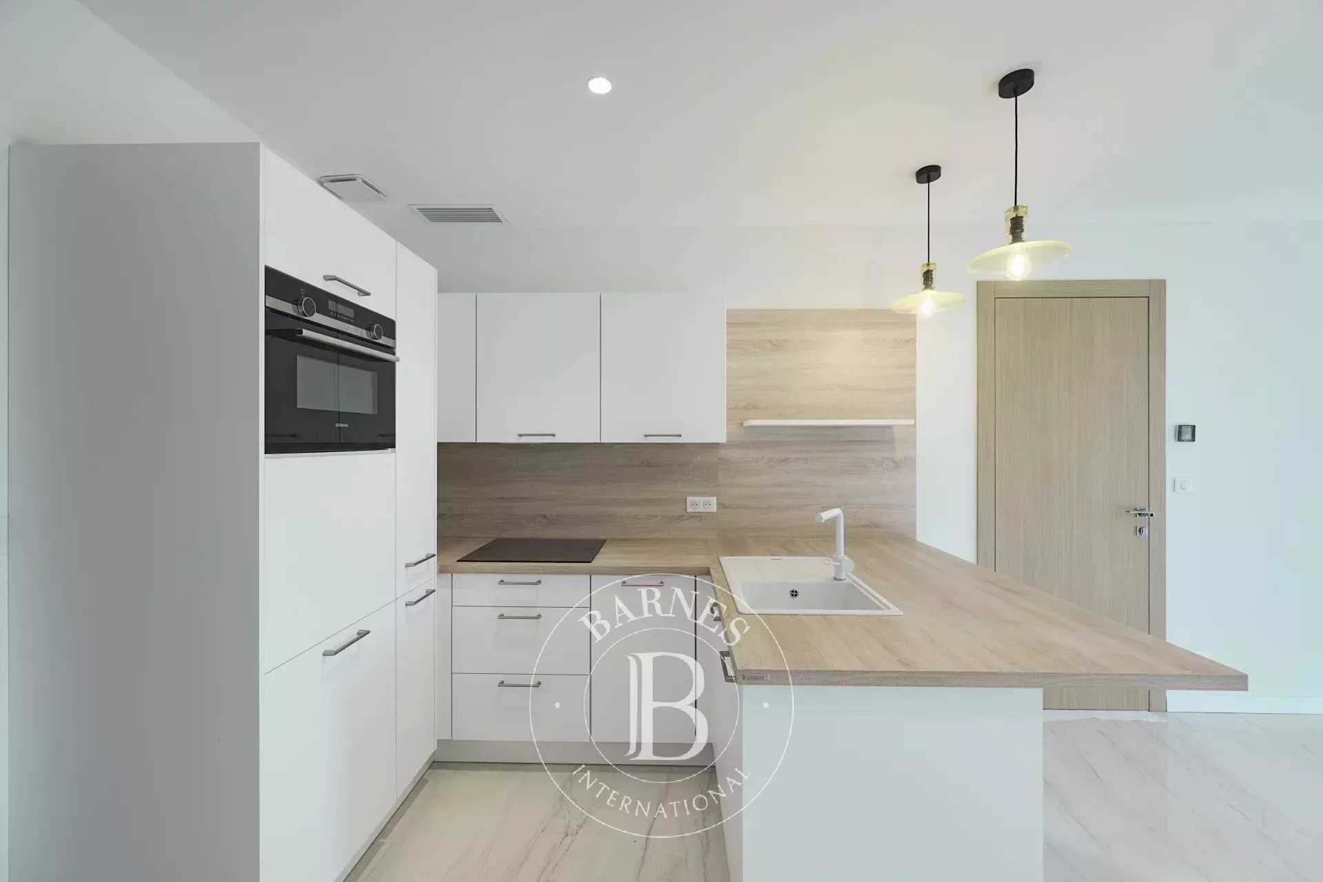 Mougins  - House 5 Bedrooms