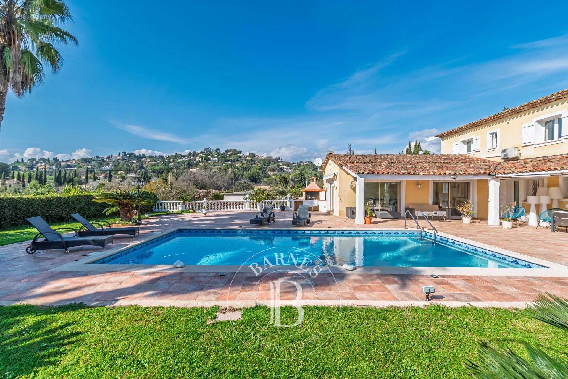Mougins  - Maison 7 Pièces 6 Chambres