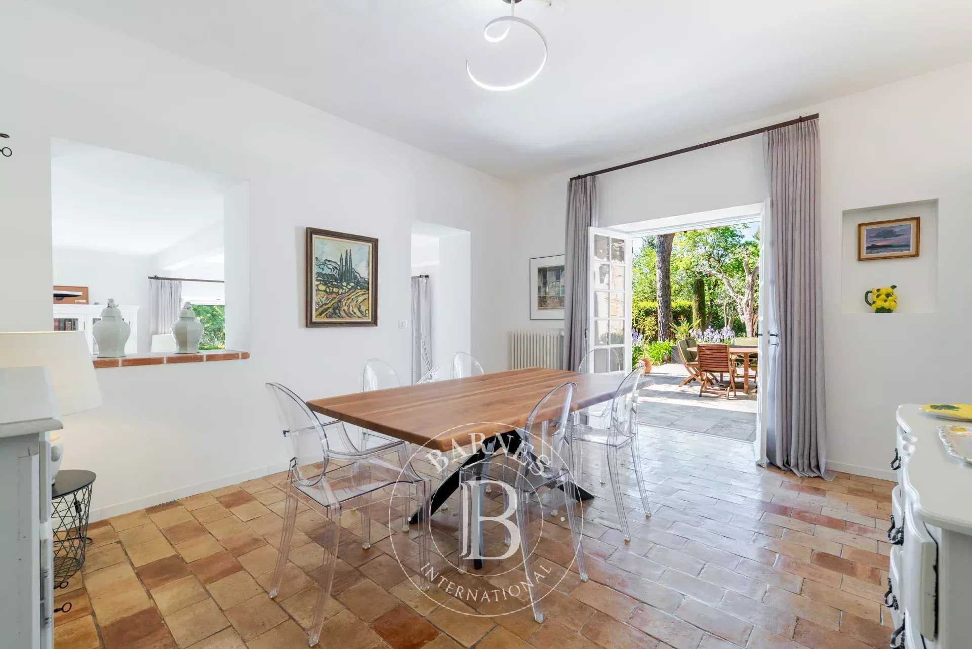 Spéracèdes  - Bastide 6 Pi&egrave;ces 5 Chambres