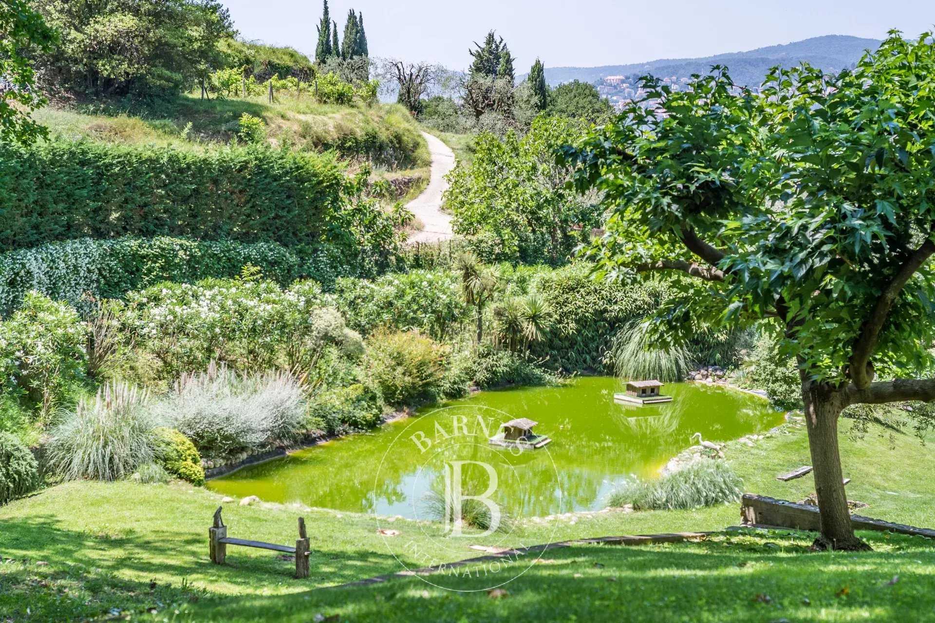 Grasse  - Propriété 