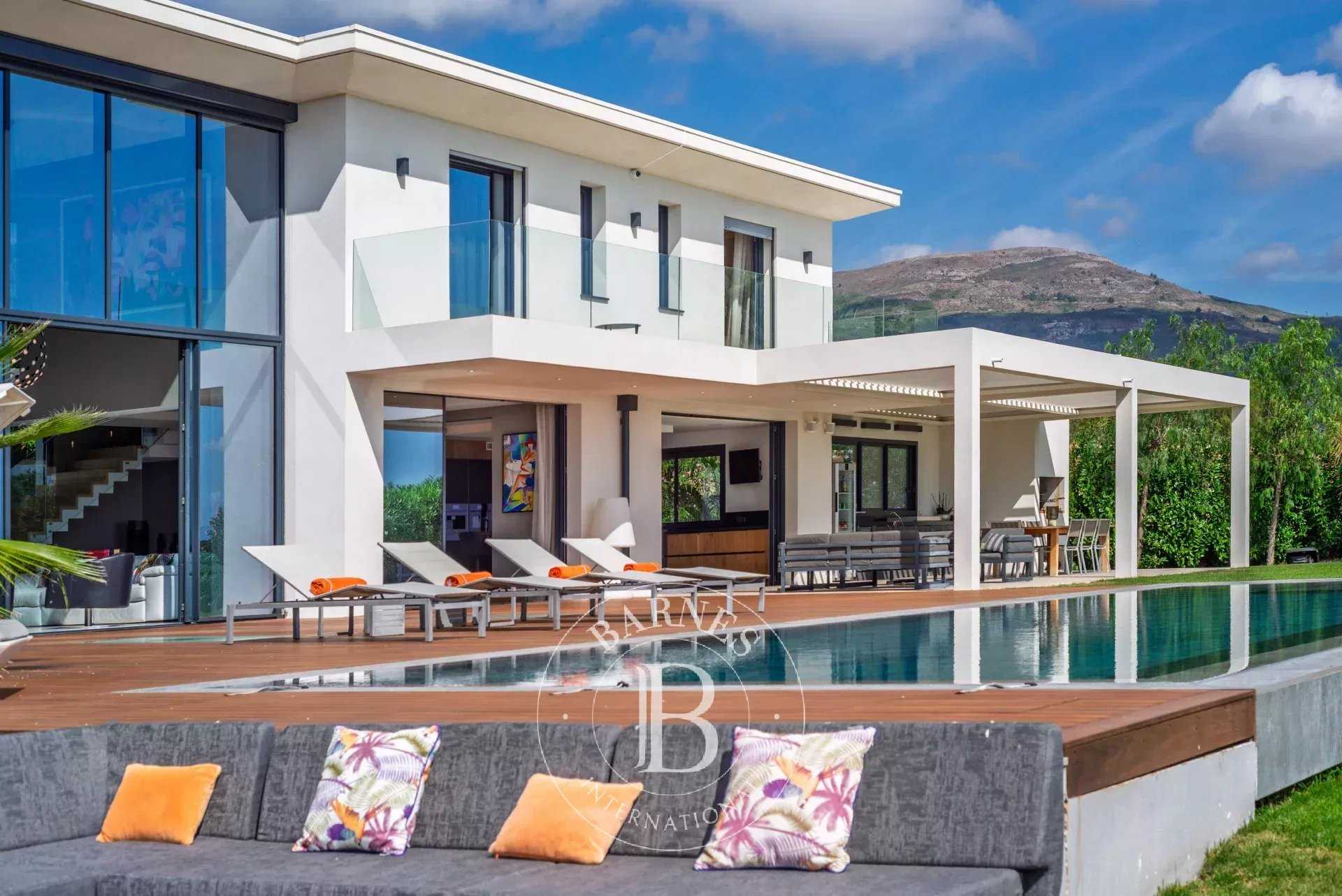 Mougins  - House 5 Bedrooms