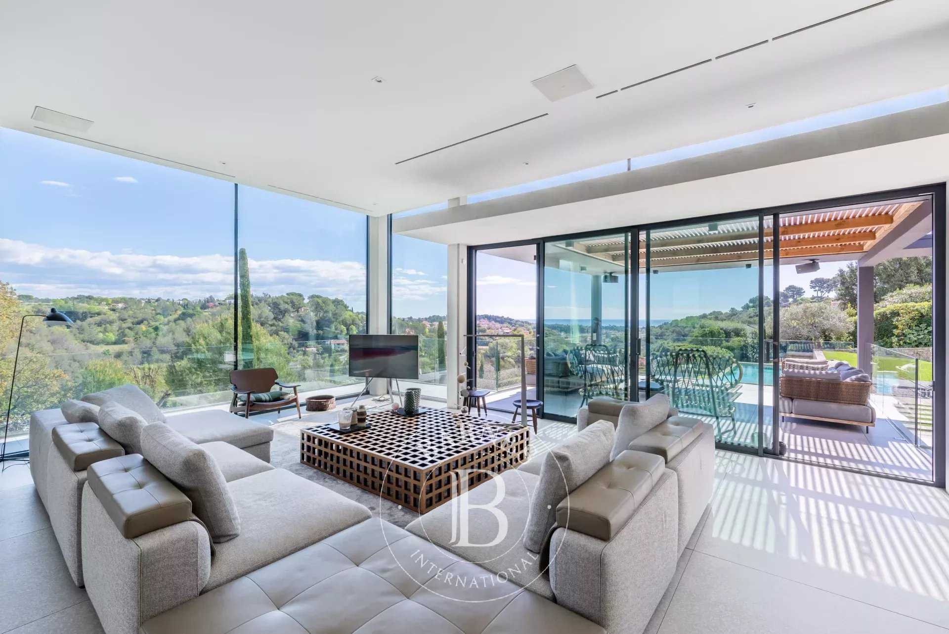 Biot  - Villa 8 Pi&egrave;ces 6 Chambres