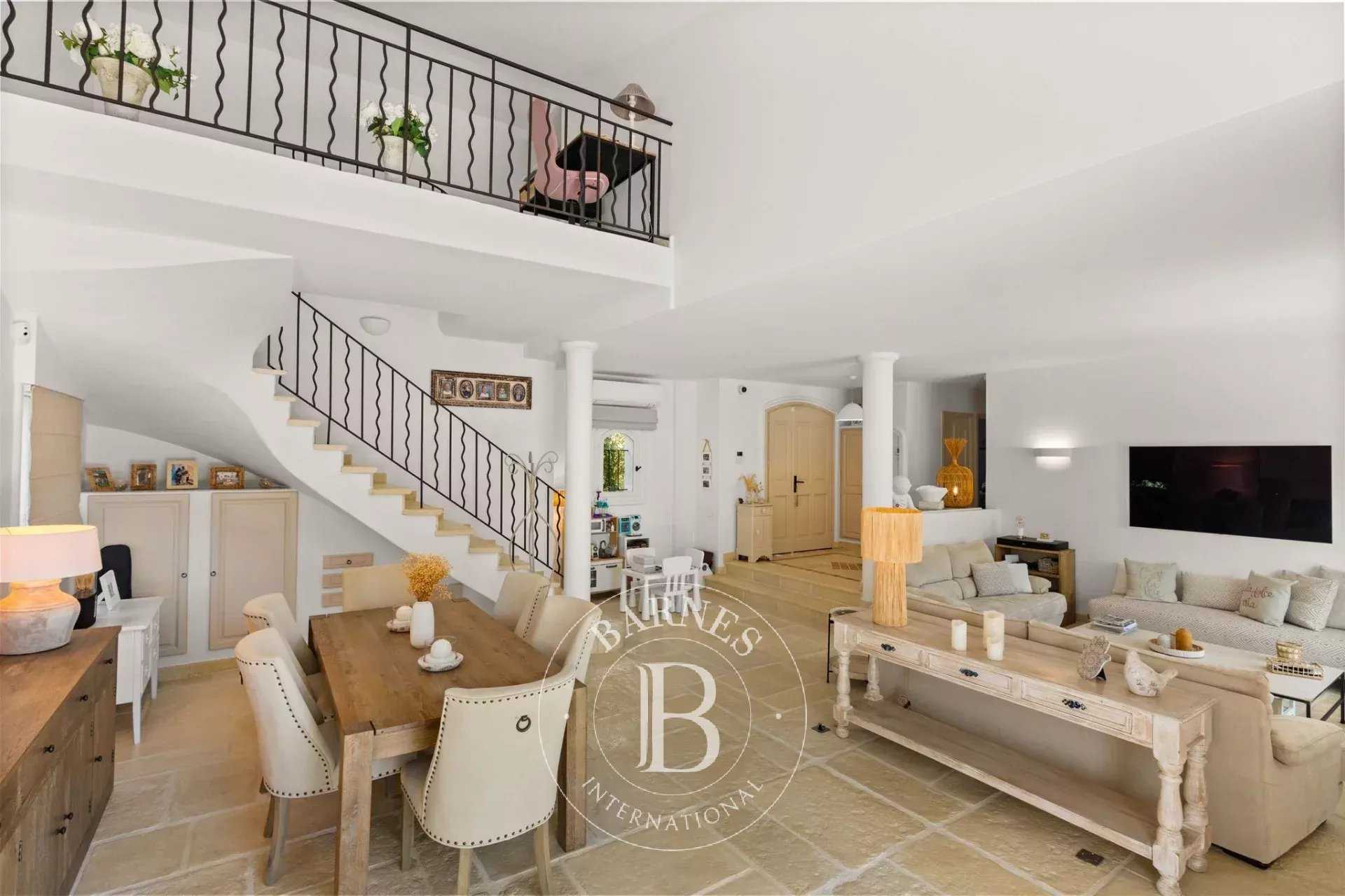 Mougins  - Villa 4 Bedrooms