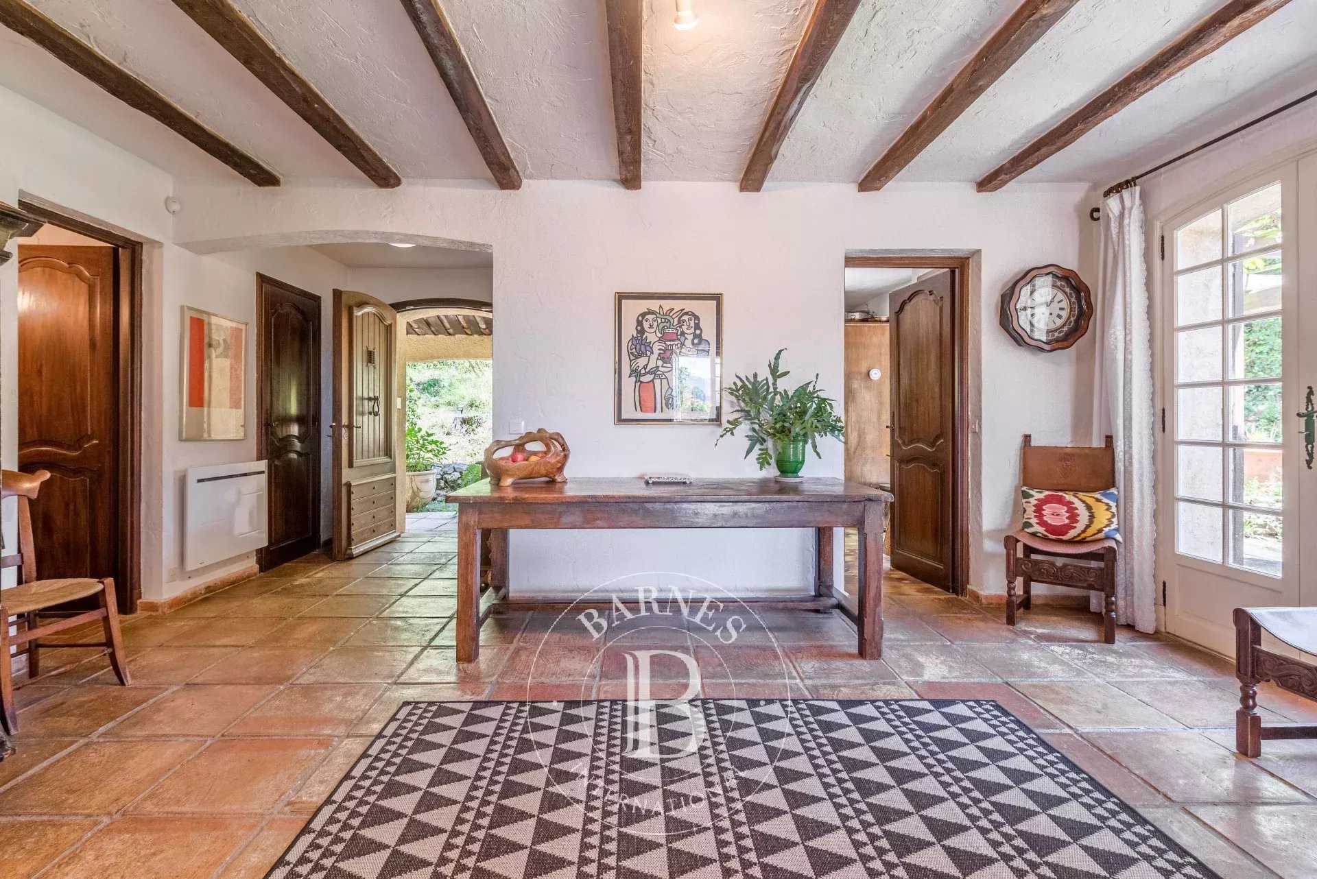 Mougins  - Maison 5 Pi&egrave;ces 4 Chambres