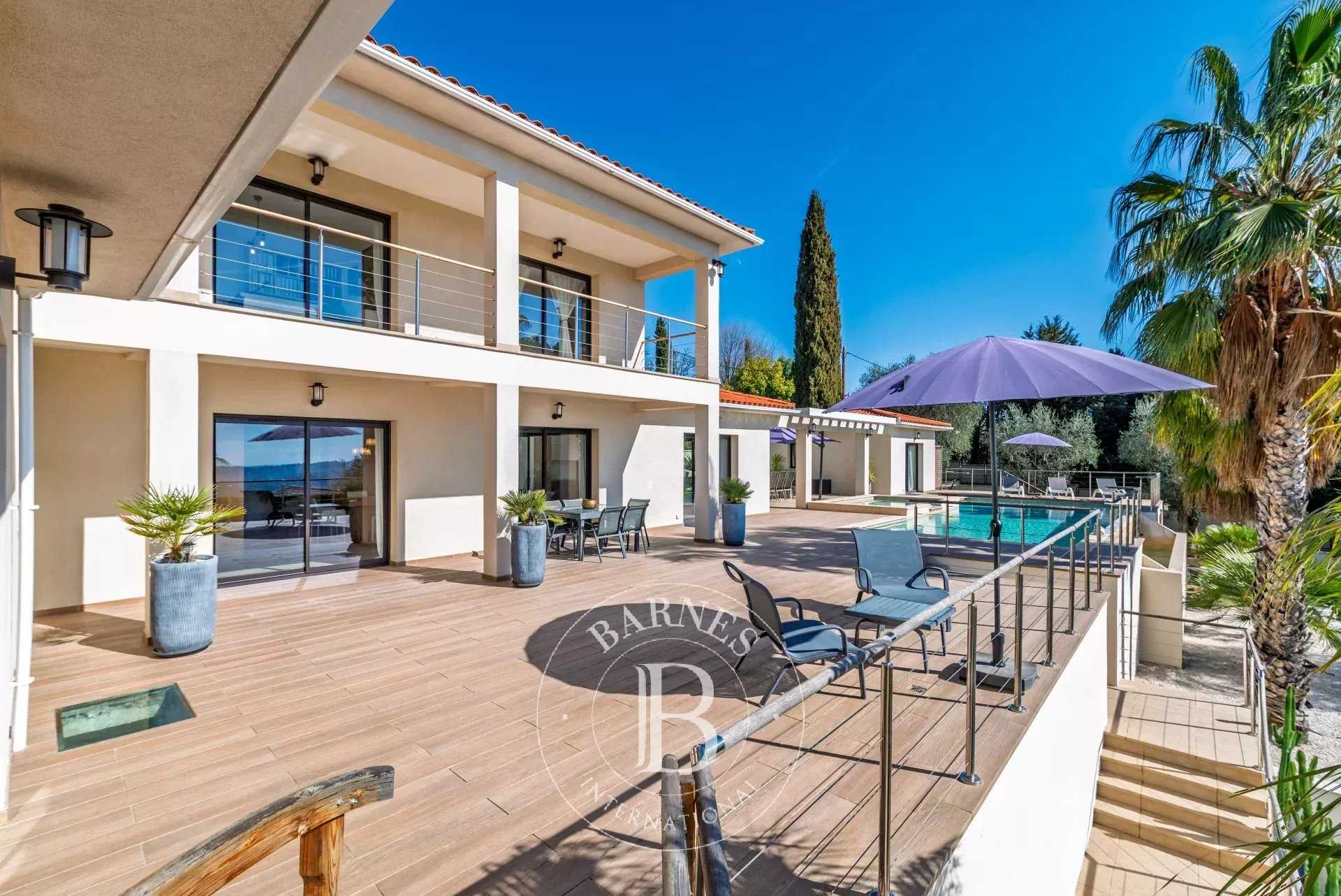 Châteauneuf-Grasse  - Villa 6 Pi&egrave;ces 5 Chambres