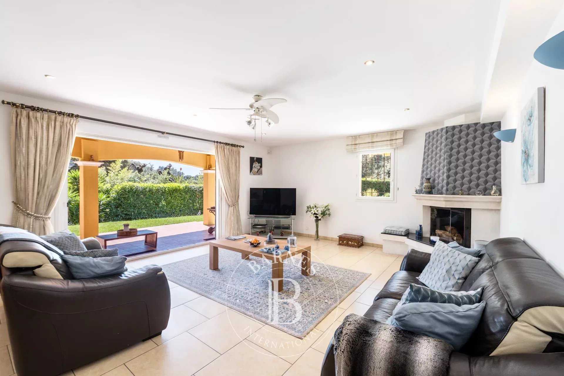 Valbonne  - Villa 4 Bedrooms