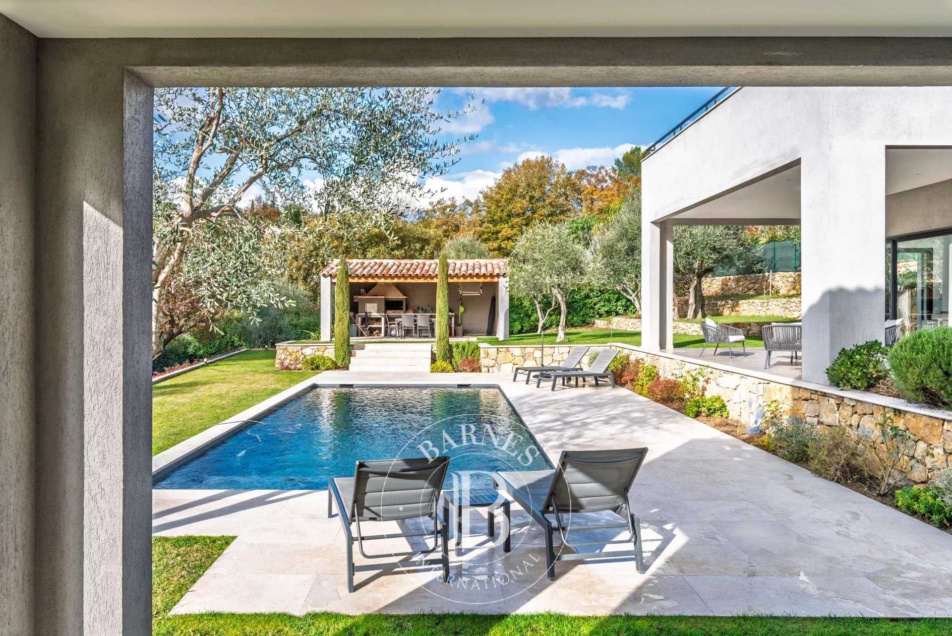 Le Rouret  - Villa 4 Bedrooms