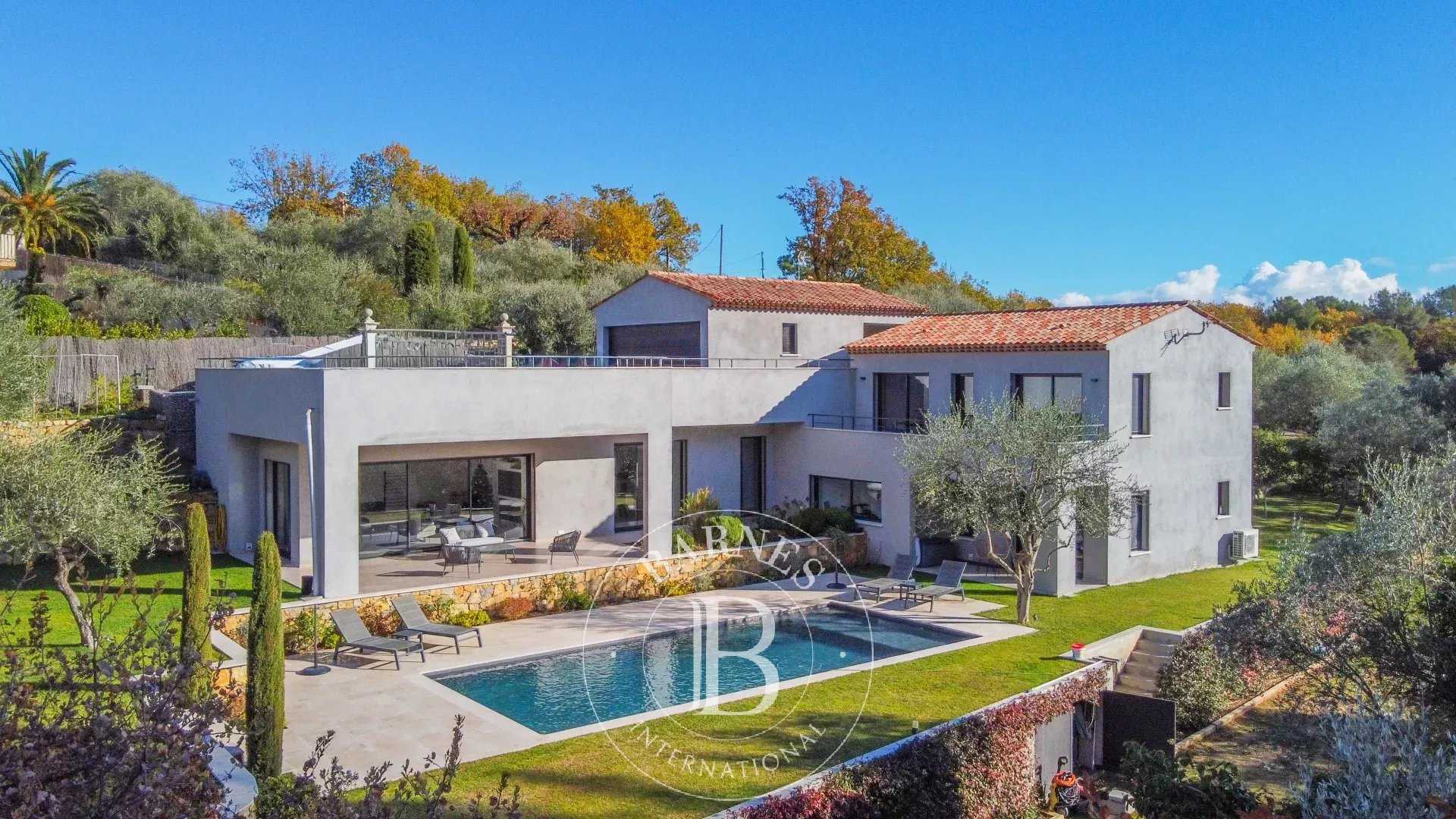 Le Rouret  - Villa 4 Bedrooms