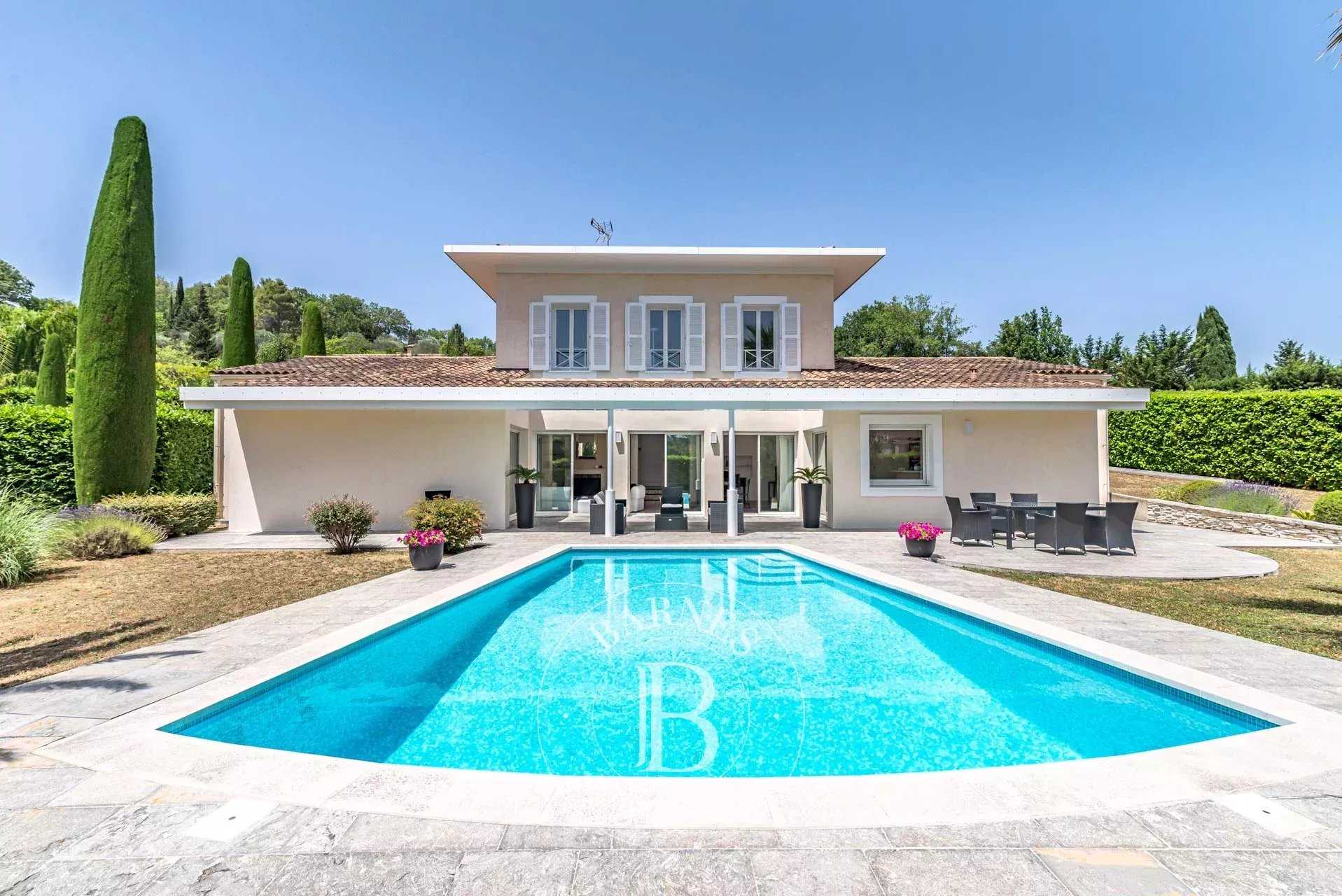 Valbonne  - Villa 5 Bedrooms