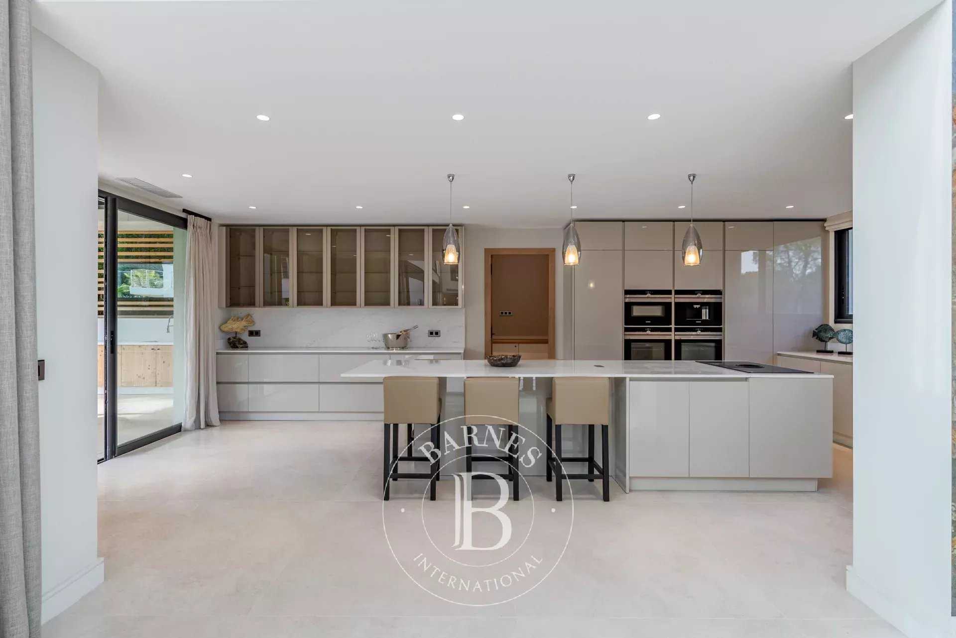 Mougins  - Villa 11 Cuartos 5 Habitaciones