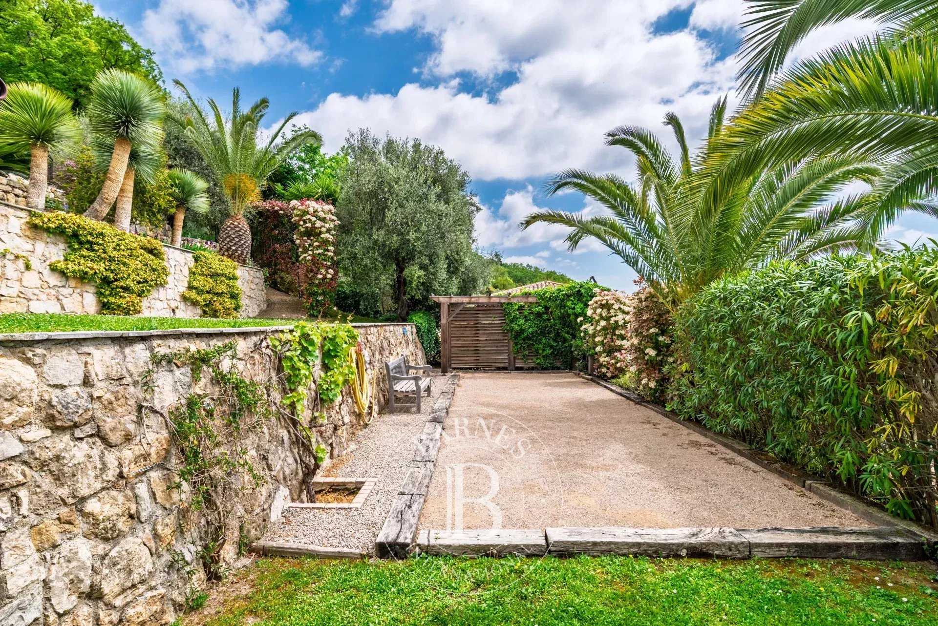 Grasse  - Villa 9 Pi&egrave;ces 5 Chambres