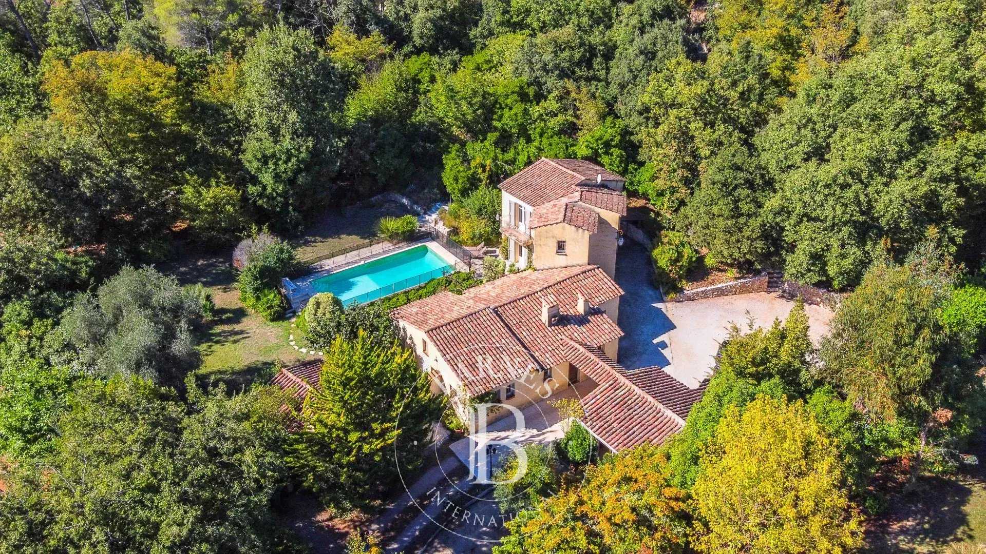 Roquefort-les-Pins  - Villa 4 Bedrooms