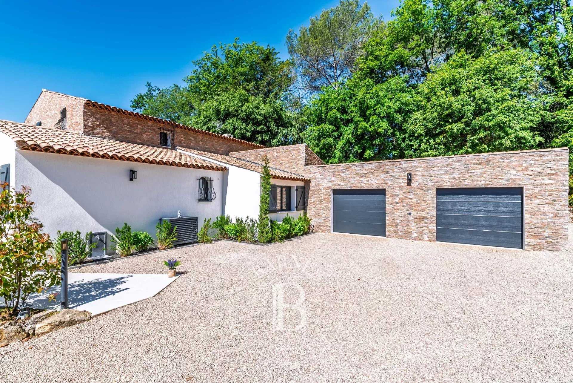 Roquefort-les-Pins  - Maison 6 Pi&egrave;ces 4 Chambres