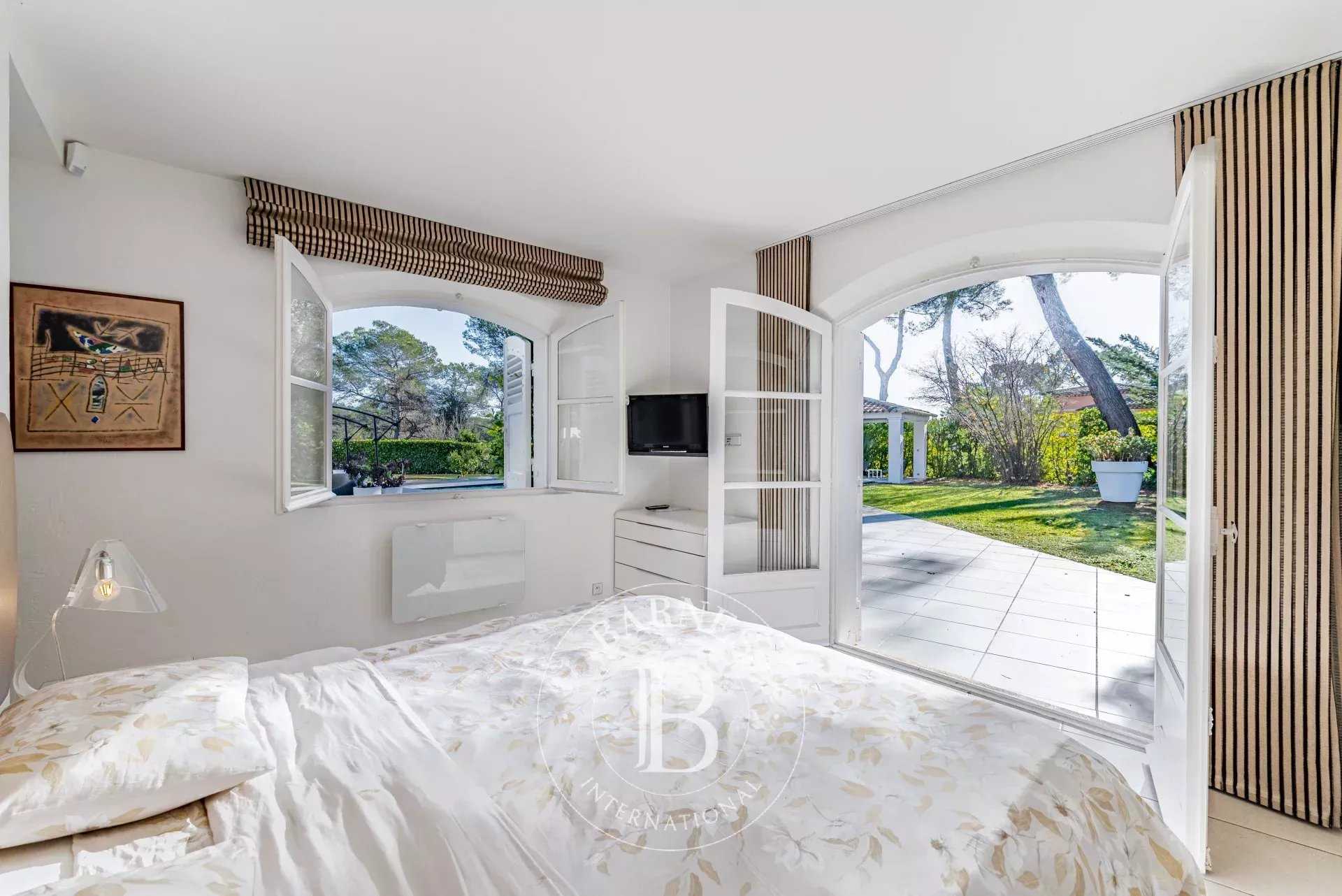 Mougins  - Villa 7 Pi&egrave;ces 4 Chambres