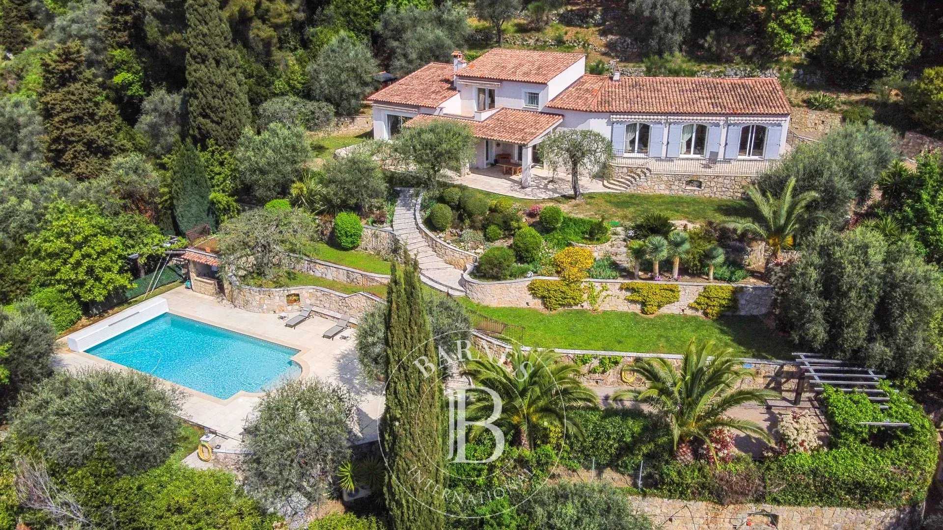 Grasse  - Villa 9 Pi&egrave;ces 5 Chambres