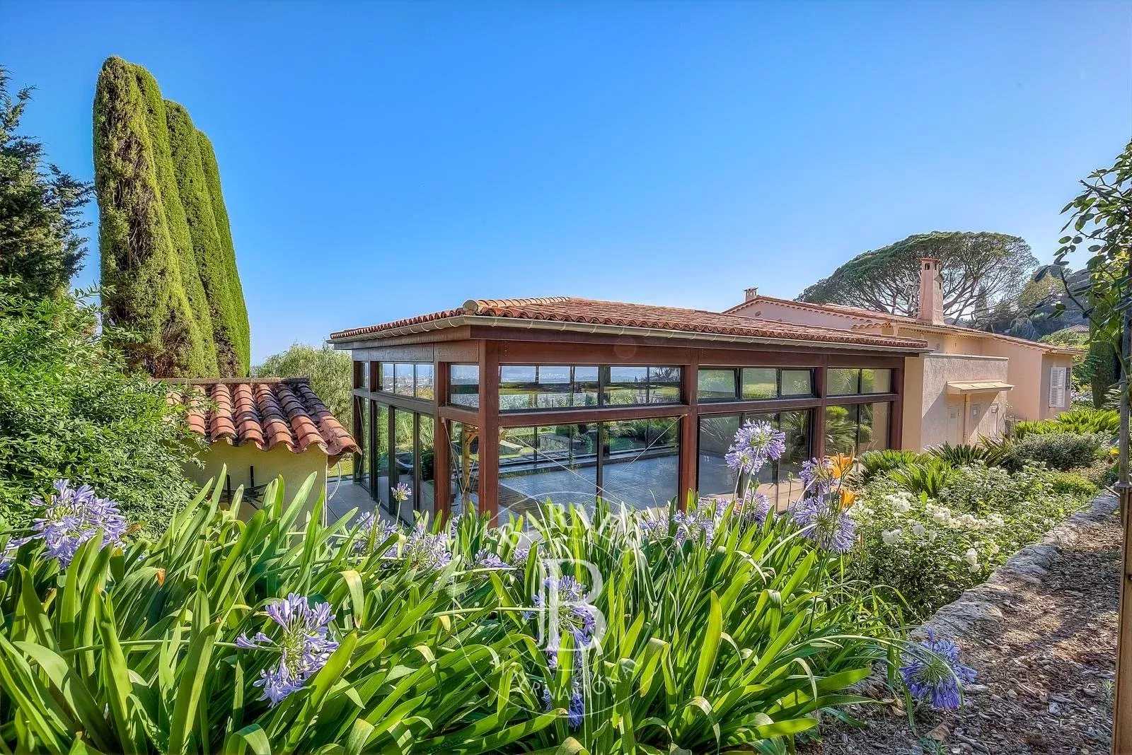 Mougins  - Villa 5 Bedrooms