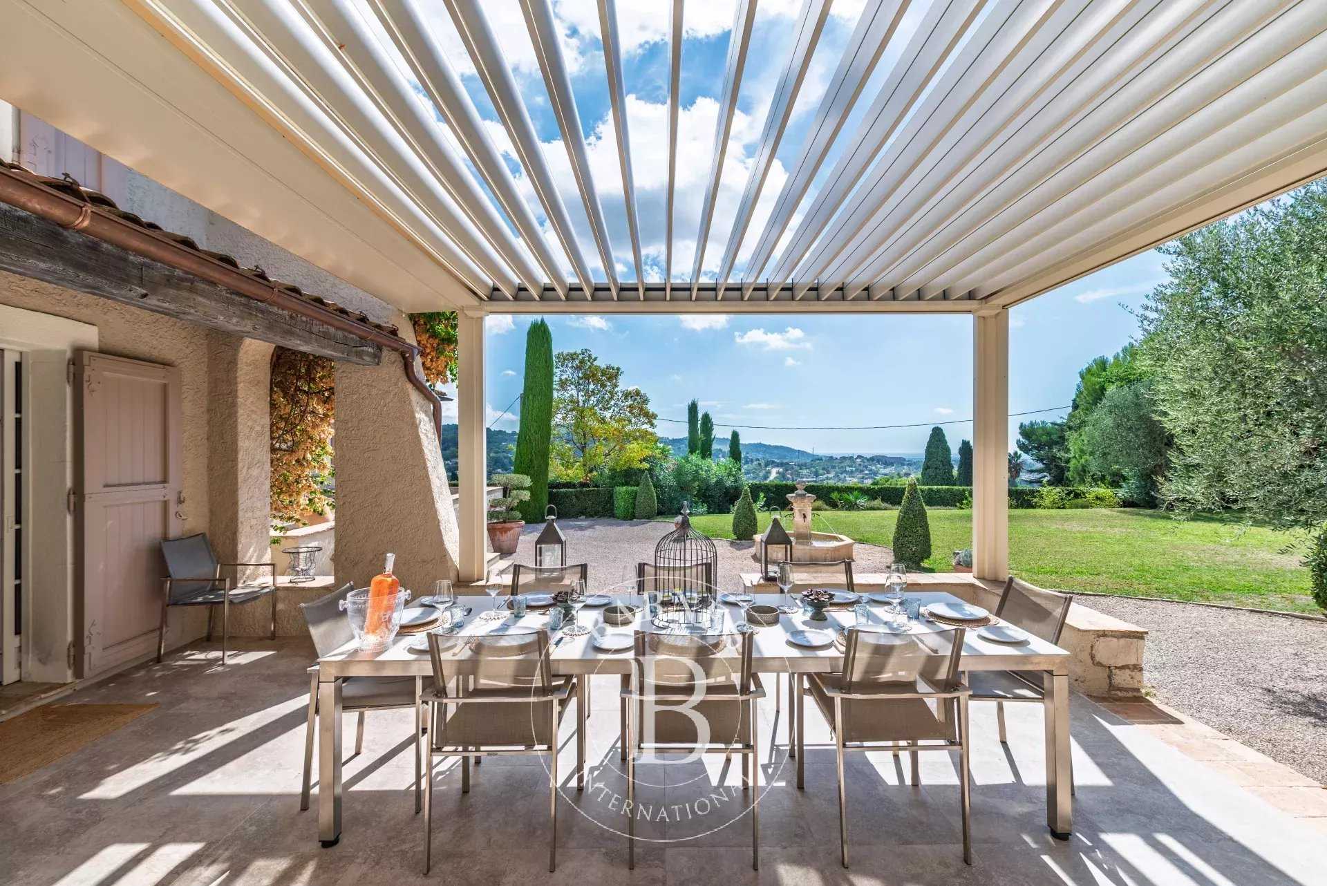 Mougins  - Villa 4 Bedrooms