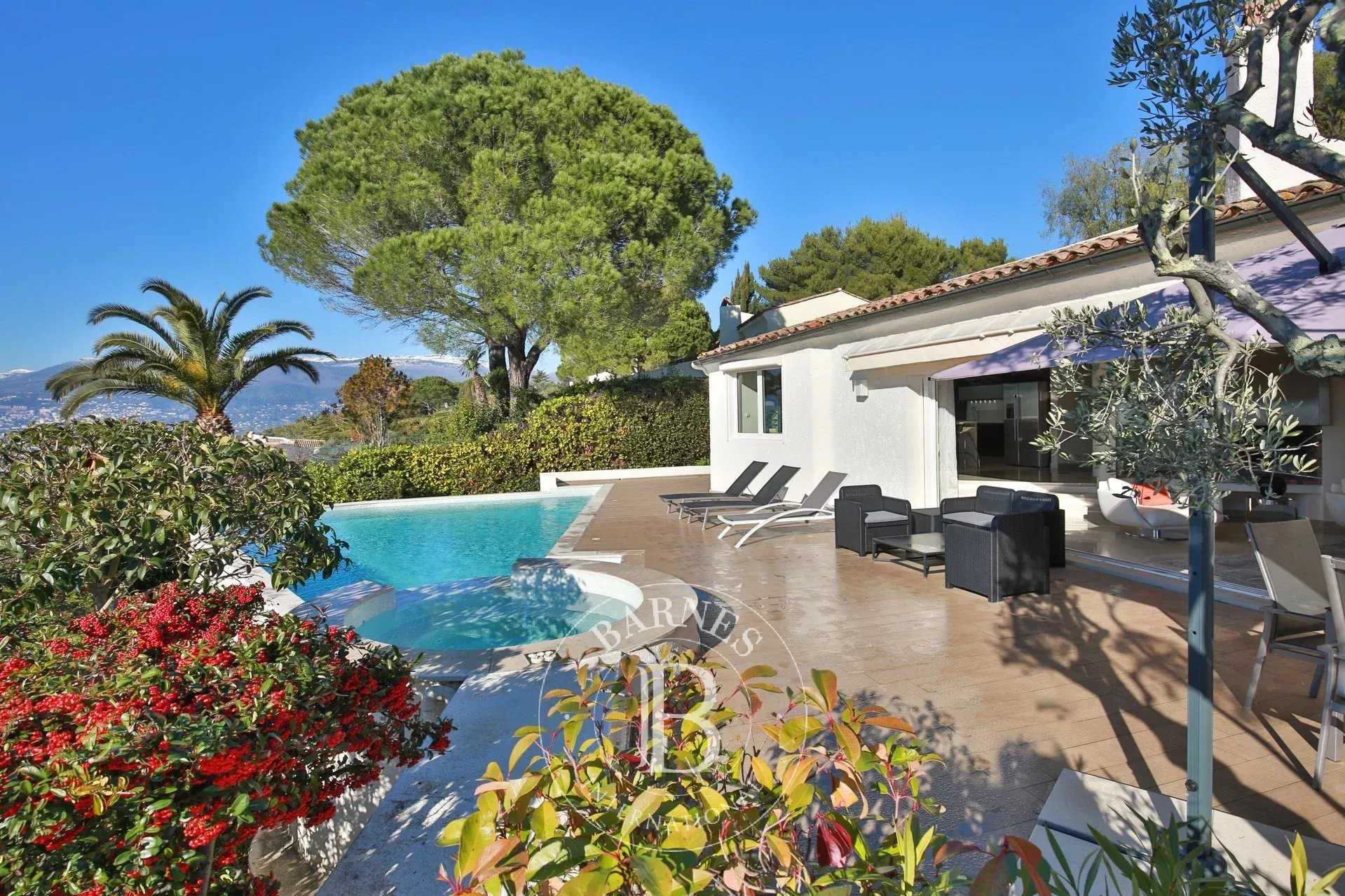 Mougins  - Villa 6 Bedrooms