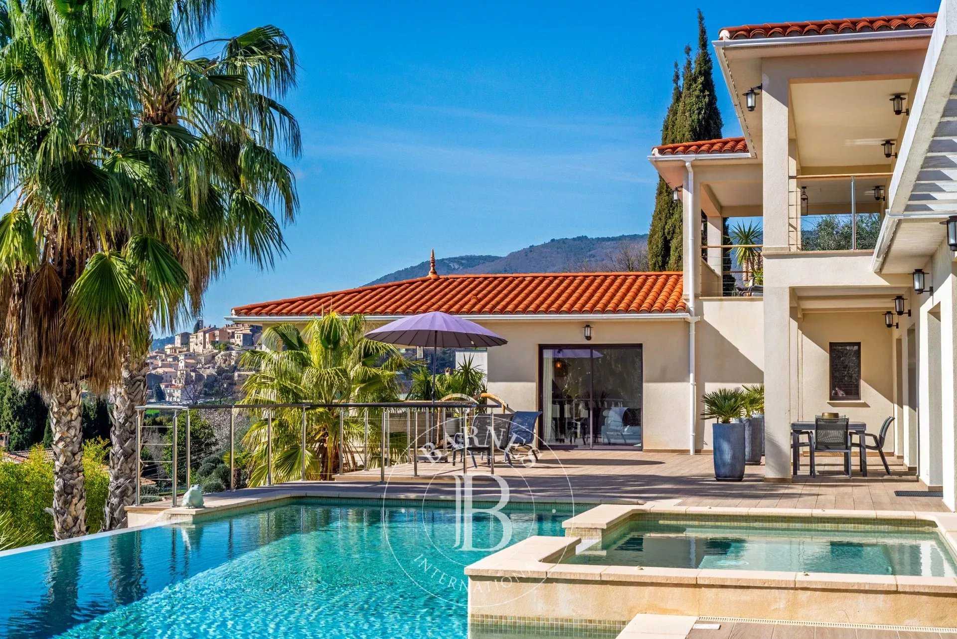 Châteauneuf-Grasse  - Villa 6 Pi&egrave;ces 5 Chambres