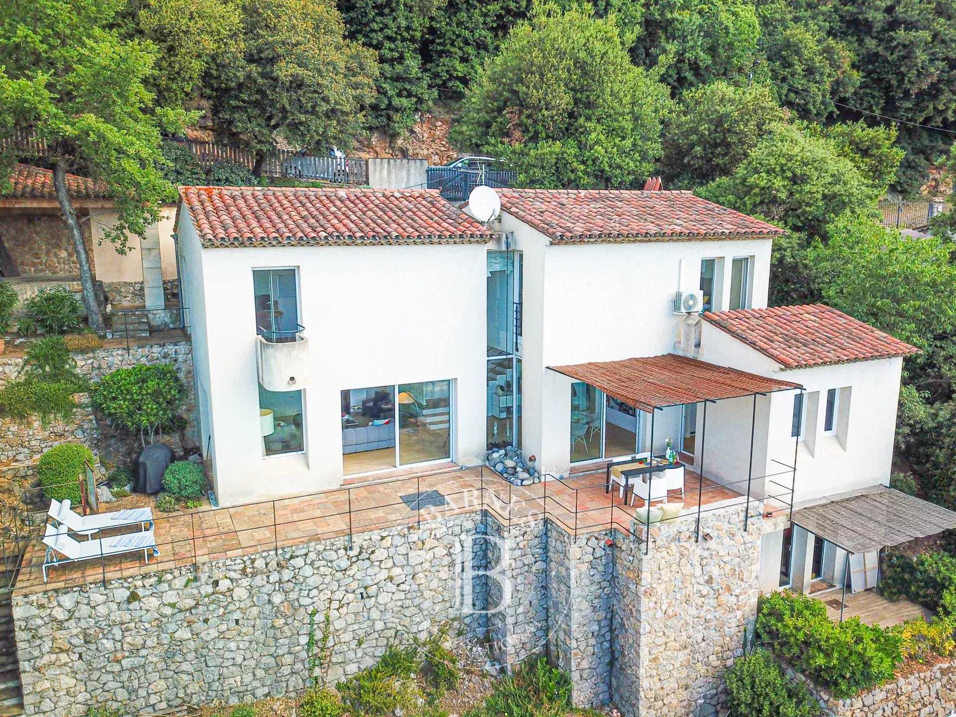 Grasse  - Maison 6 Pi&egrave;ces 4 Chambres