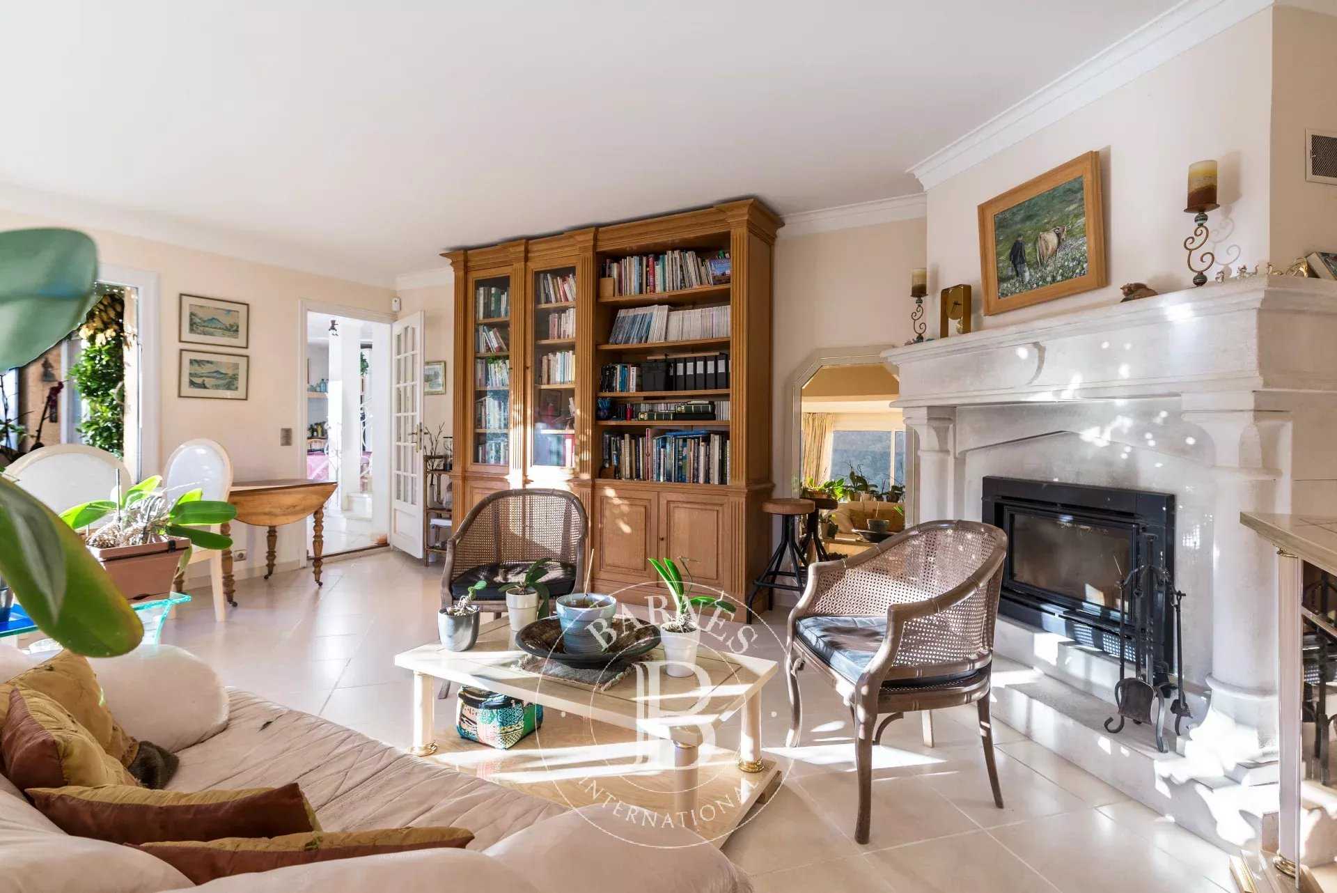 Auribeau-sur-Siagne  - Villa 6 Pi&egrave;ces 5 Chambres