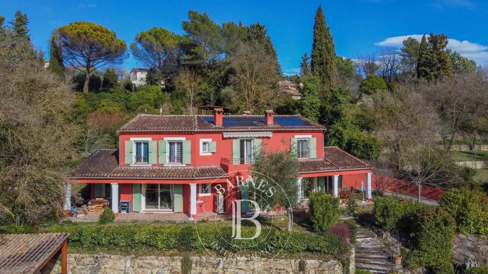 Châteauneuf-Grasse  - Maison 7 Pi&egrave;ces 5 Chambres