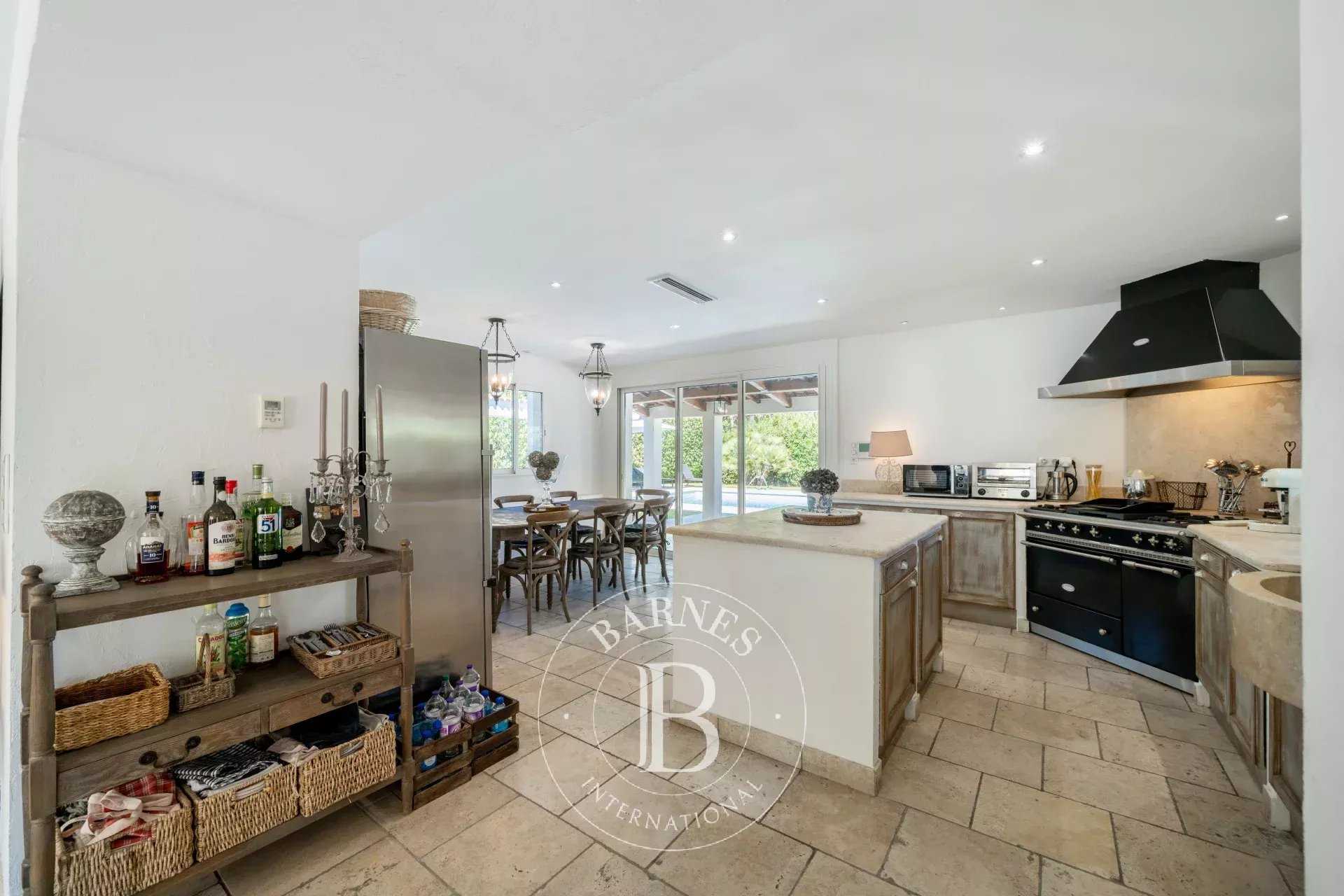 Mougins  - House 5 Bedrooms