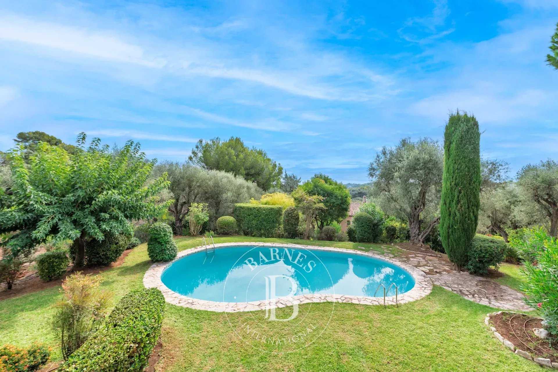 Biot  - Villa 10 Bedrooms