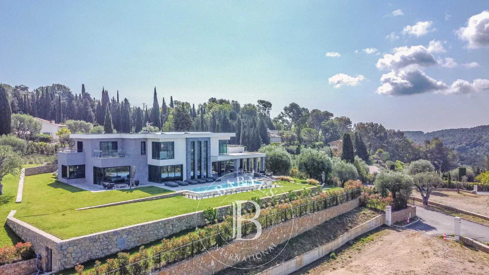 Opio  - House 5 Bedrooms