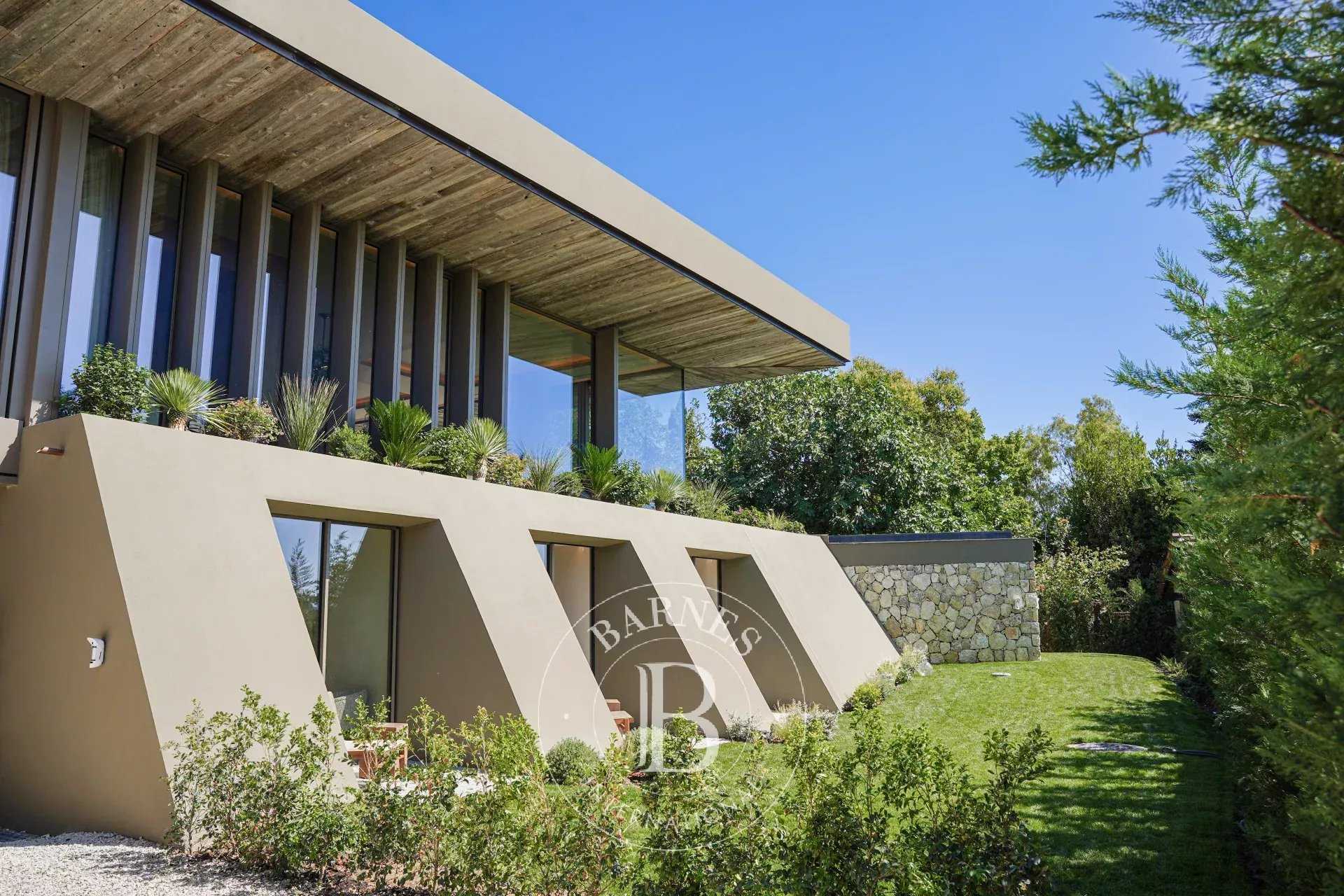 Mougins  - Villa 4 Bedrooms