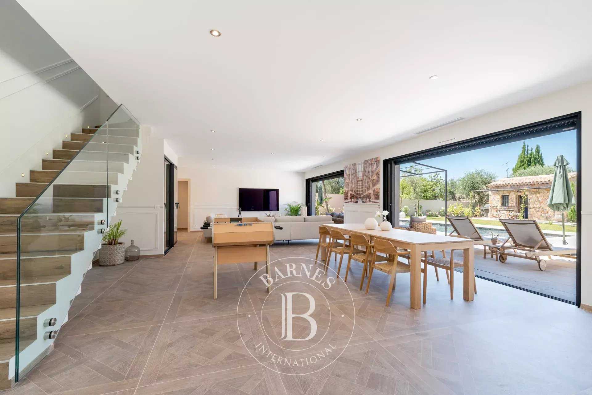 Grasse  - Villa  5 Chambres