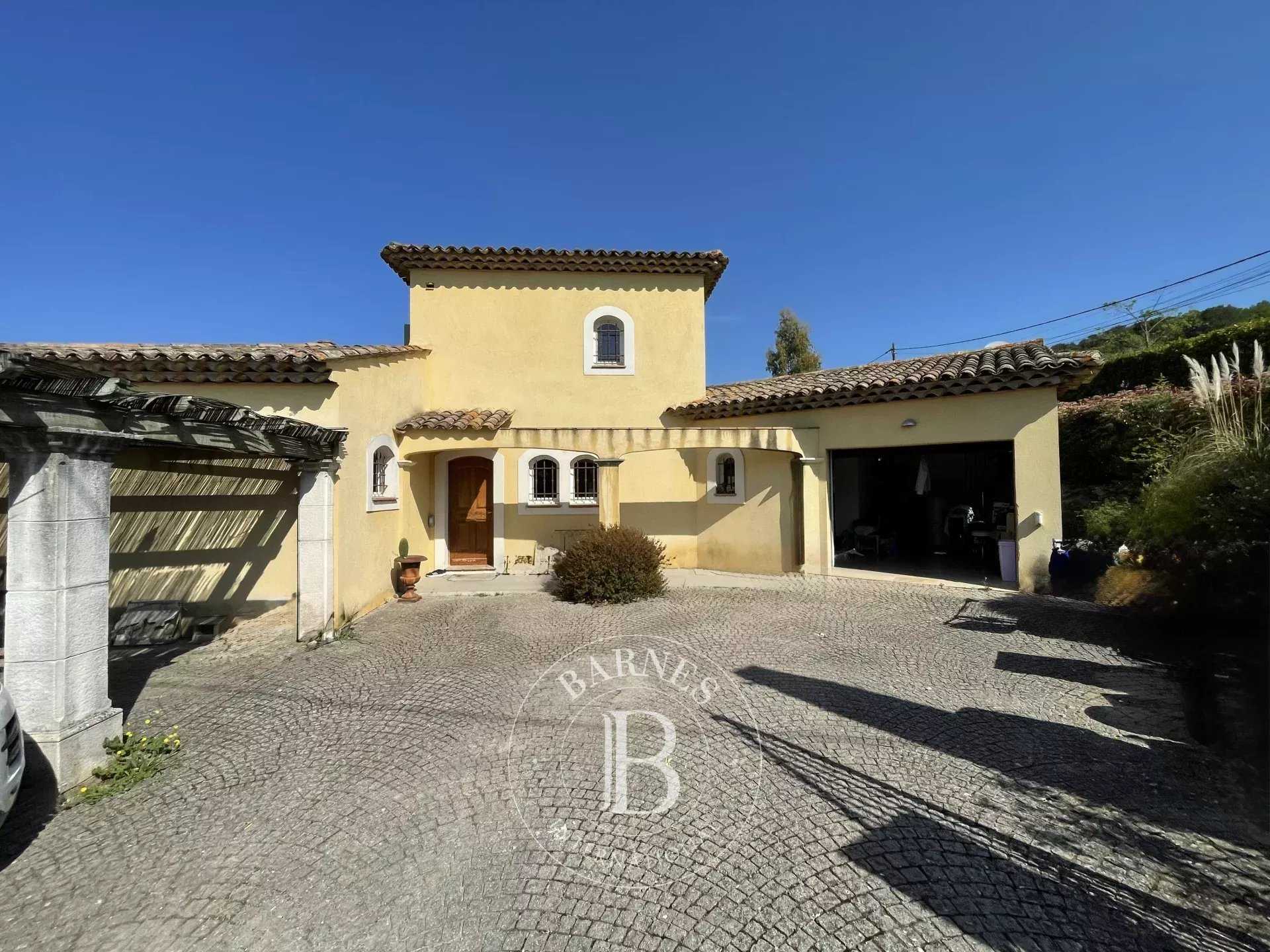 Châteauneuf-Grasse  - Villa 6 Pi&egrave;ces 4 Chambres