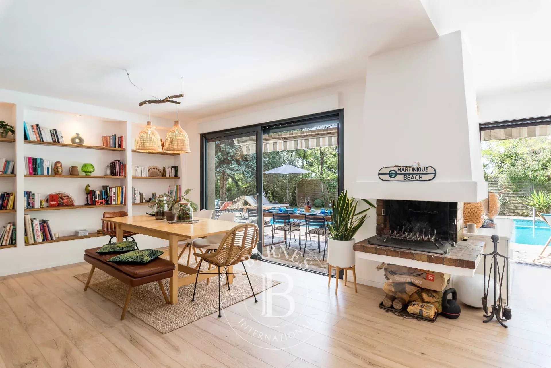 Roquefort-les-Pins  - Villa 4 Bedrooms