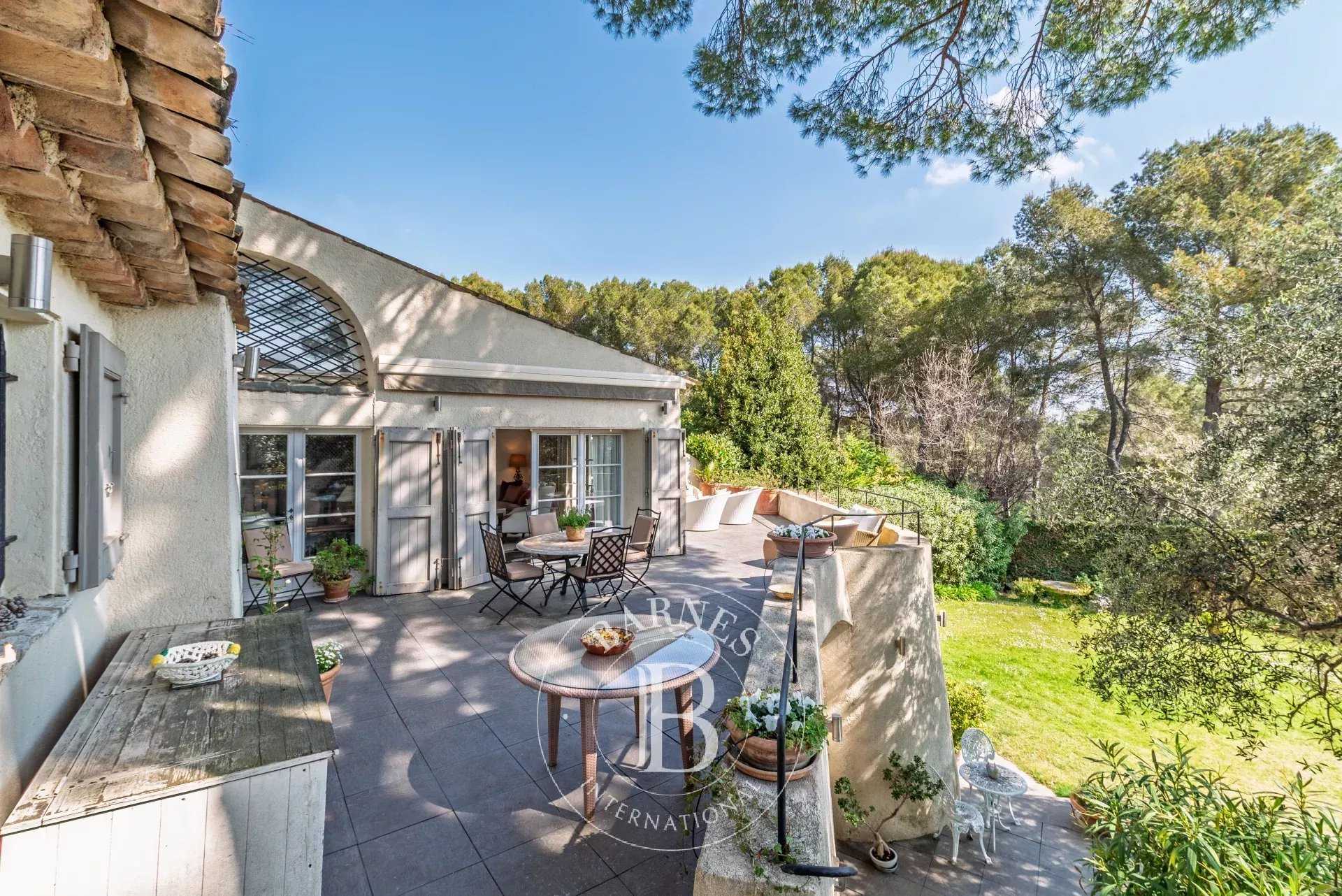 Mouans-Sartoux  - House 3 Bedrooms