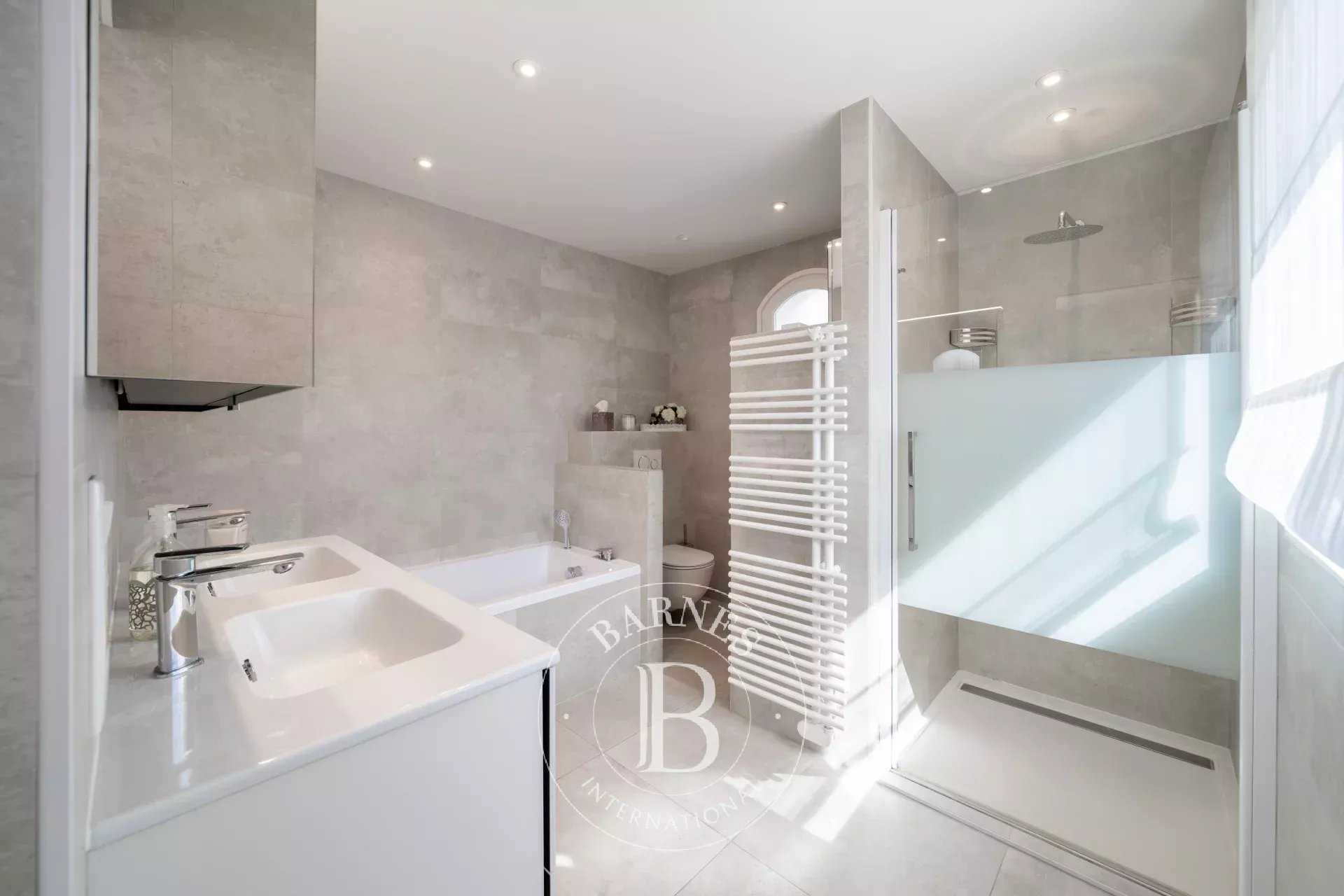 Mougins  - Villa 4 Bedrooms