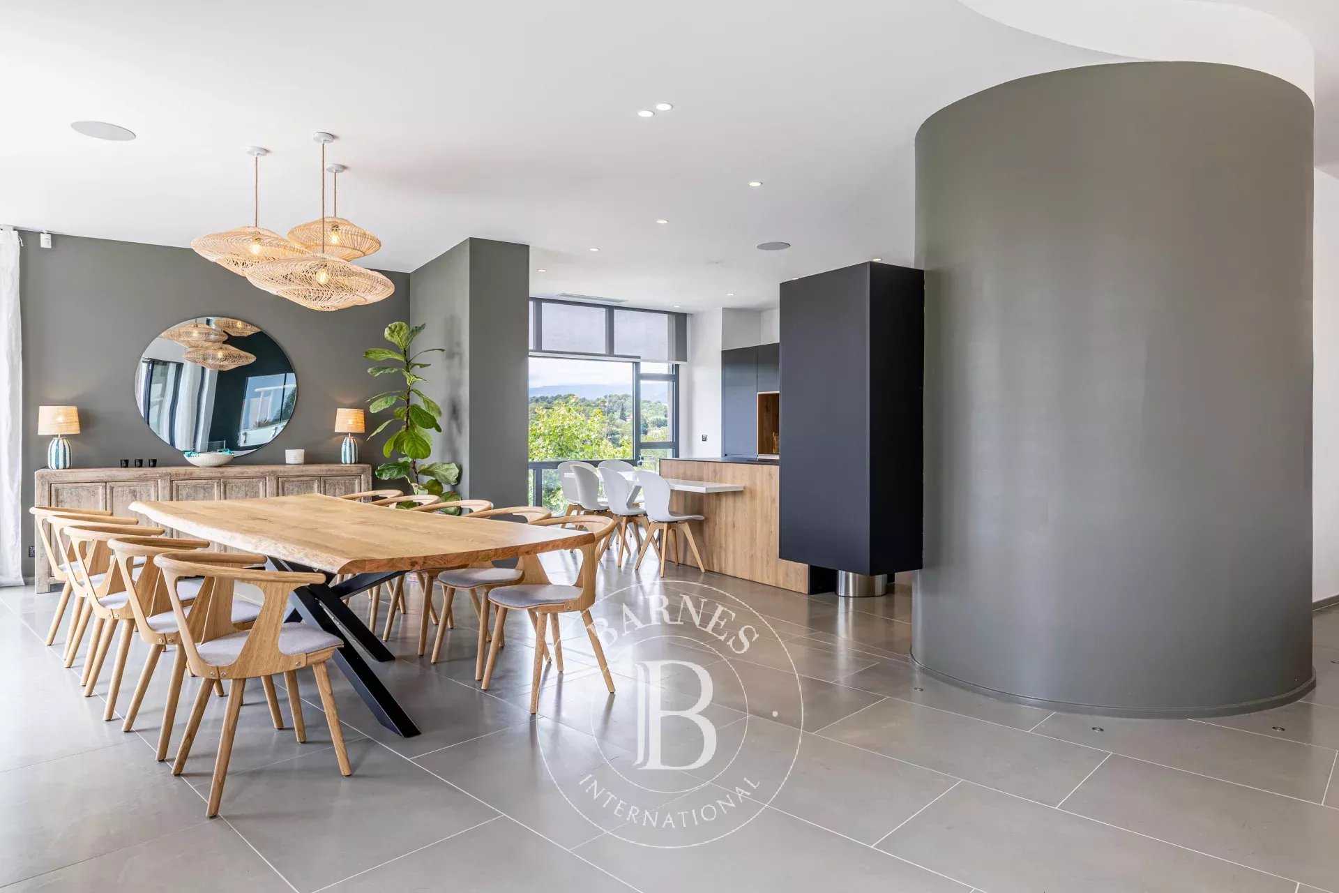 Roquefort-les-Pins  - Villa  6 Chambres