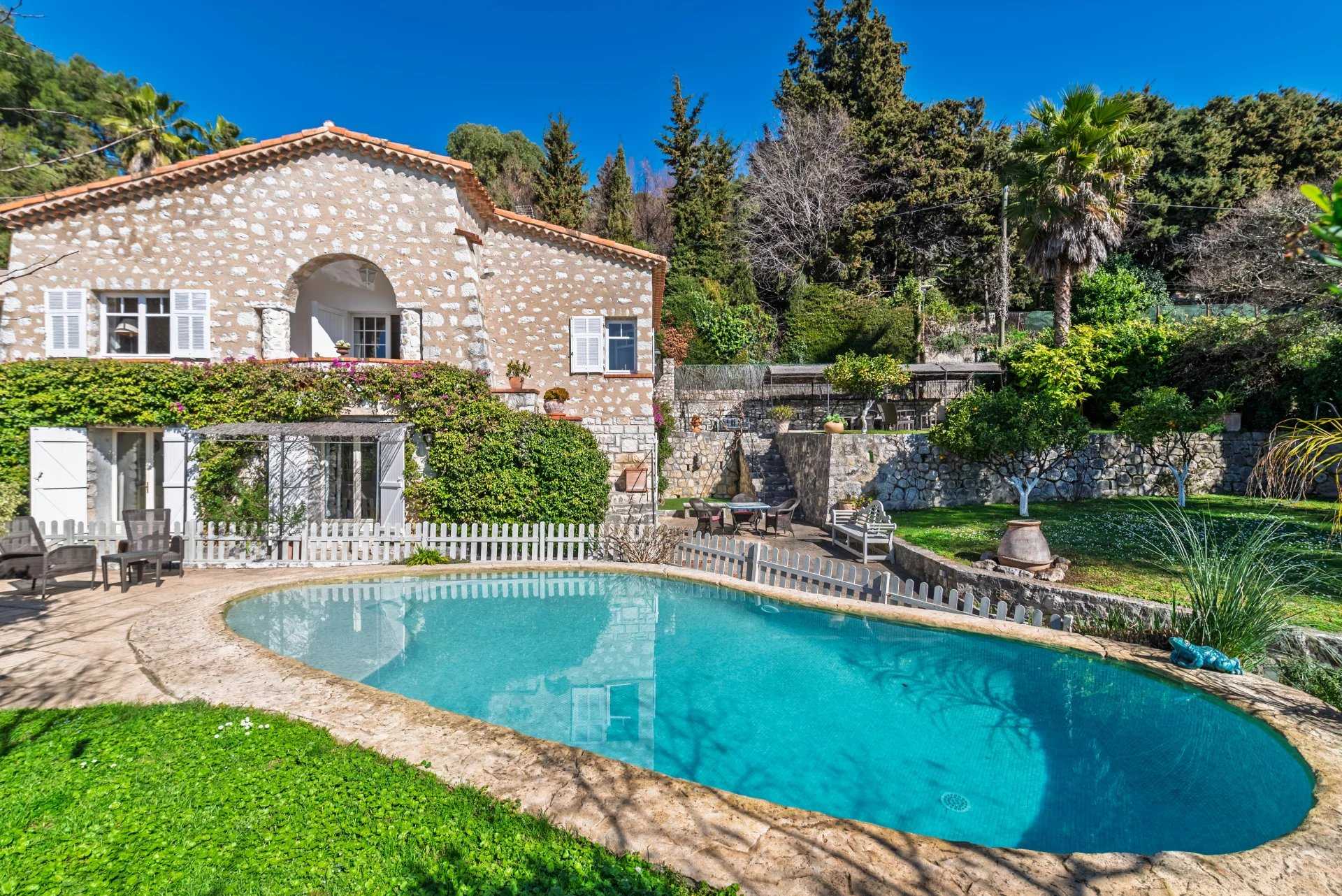 Villa Saint-Paul-de-Vence  -  ref 85610713 (picture 1)