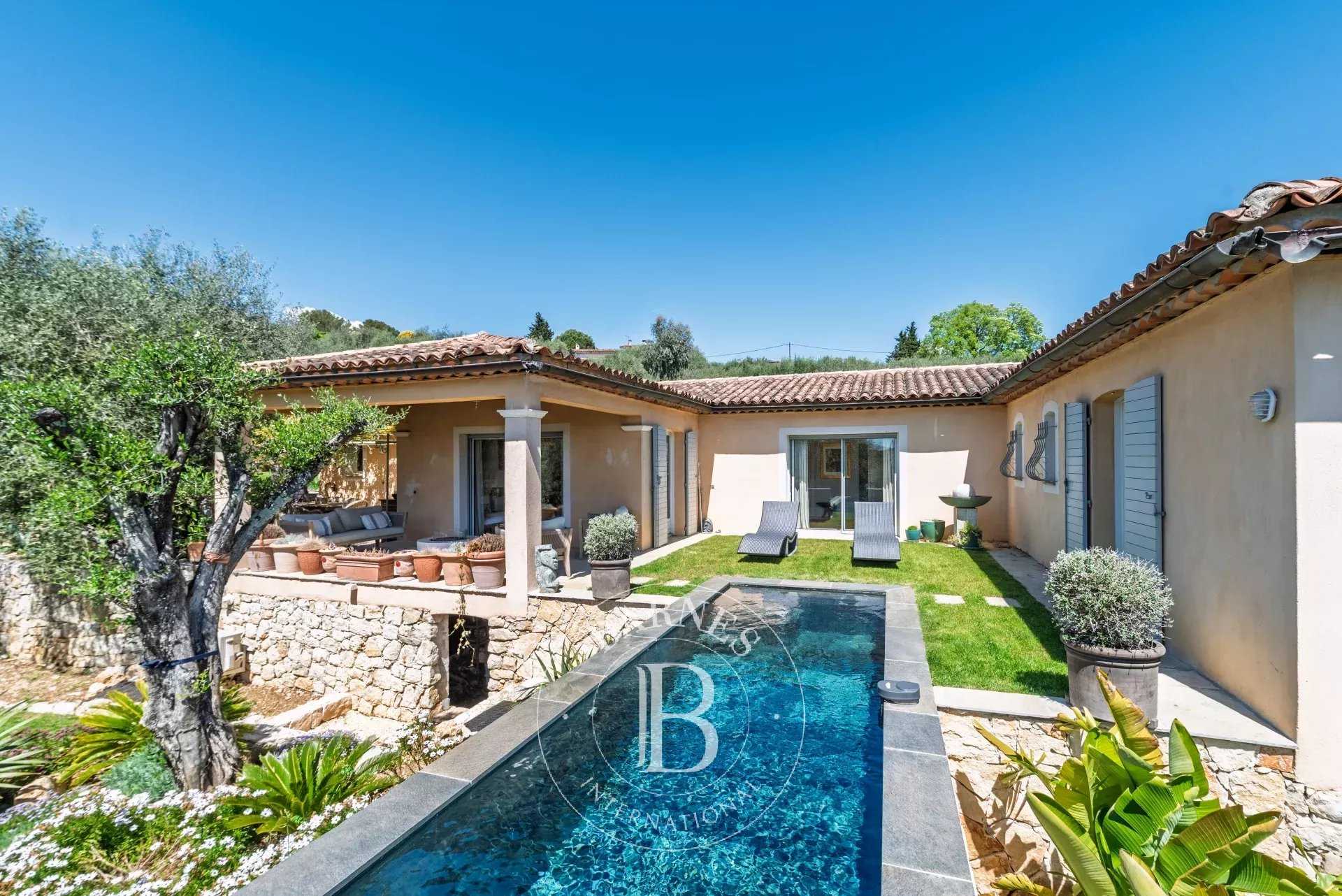 Villa Valbonne  -  ref 85568932 (picture 2)