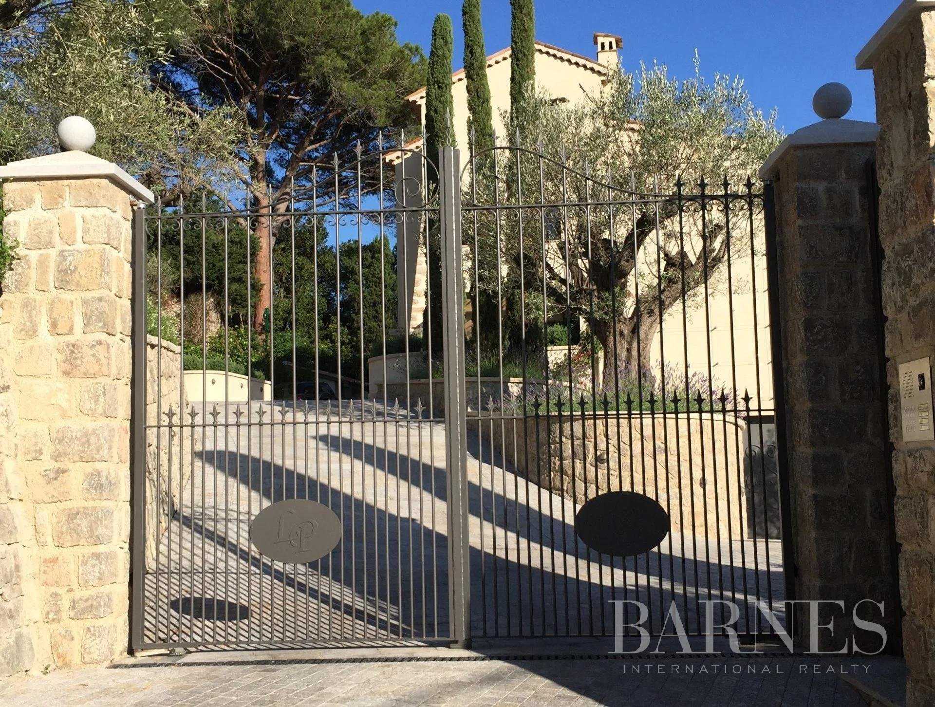 Property Mougins  -  ref 6156375 (picture 2)