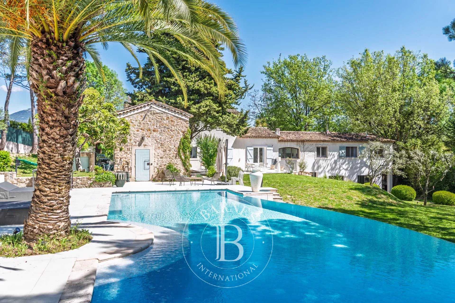 Villa Valbonne  -  ref 85626897 (picture 1)