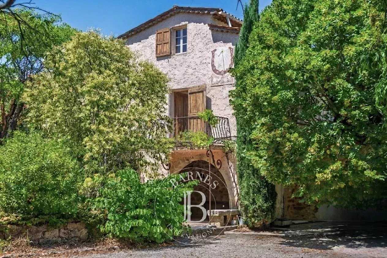 Grasse  - Maison 10 Pi&egrave;ces 5 Chambres