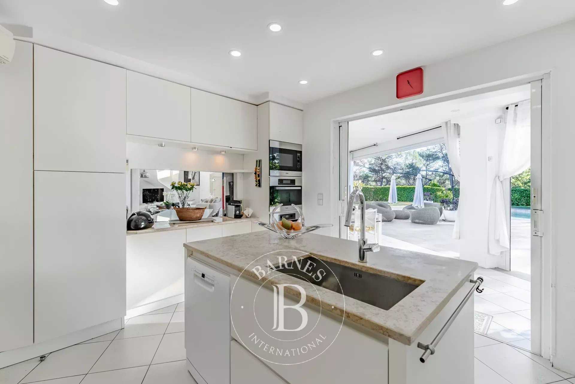 Villa Mougins  -  ref 83767292 (picture 3)