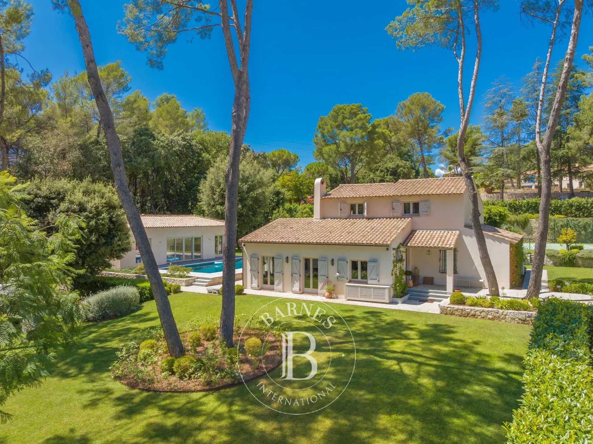 Property Mougins  -  ref 85620233 (picture 2)