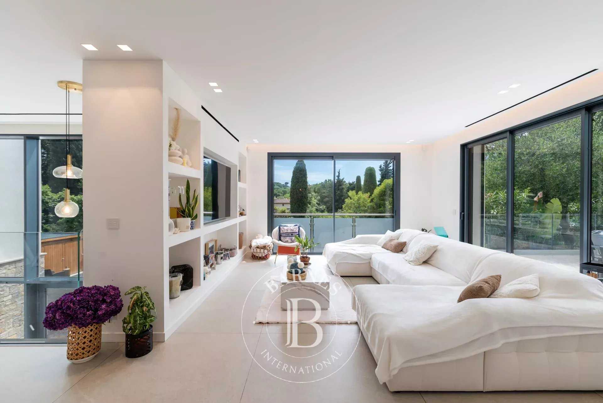 Maison Valbonne  -  ref 85966472 (picture 2)