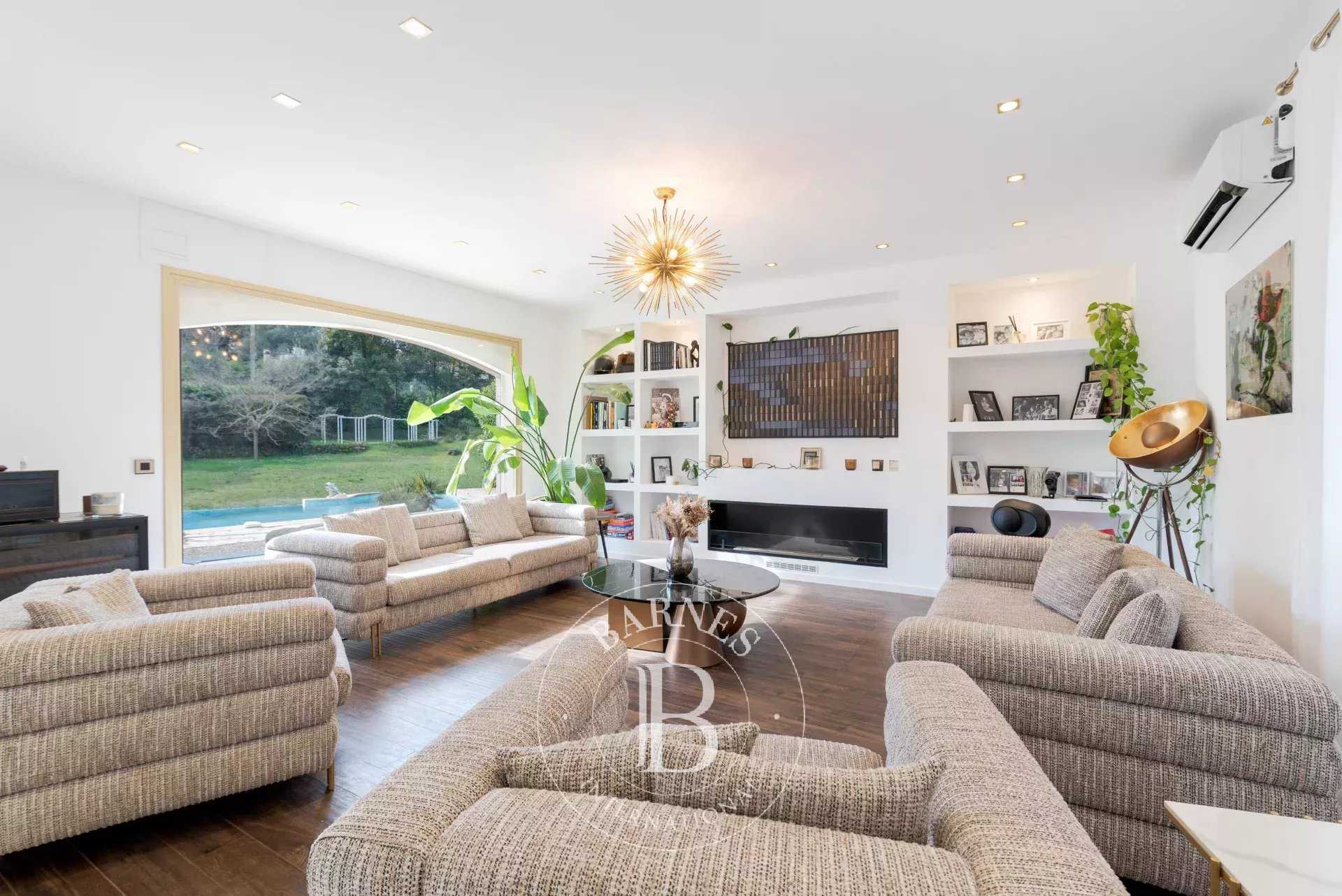 Villa Roquefort-les-Pins  -  ref 86719252 (picture 2)